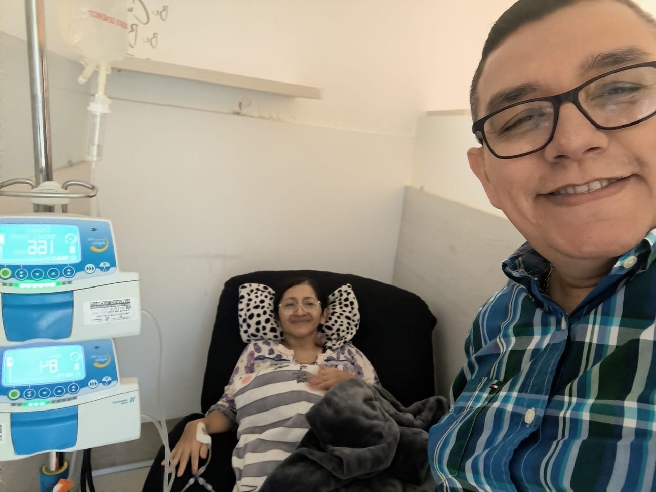 Help Jenny Chicaiza Fight Lung Cancer campaign photo, 6 of 7