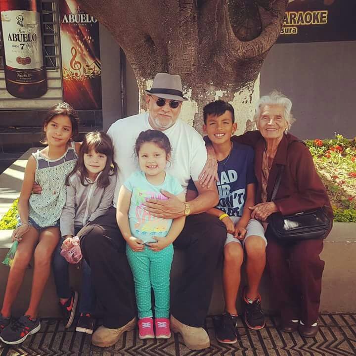 Help Save our Dad's Life-Ayuden a Salvar la Vida de Pato campaign photo, 4 of 8