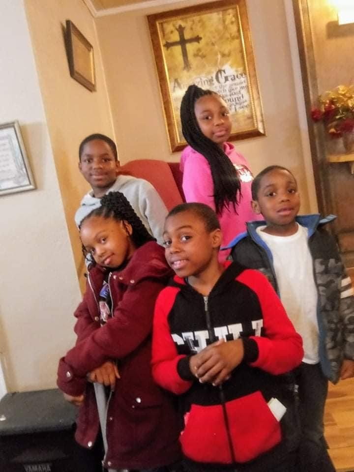 Support Single Mother of 5 - Rebuild After Losing Everything campaign photo, 5 of 6