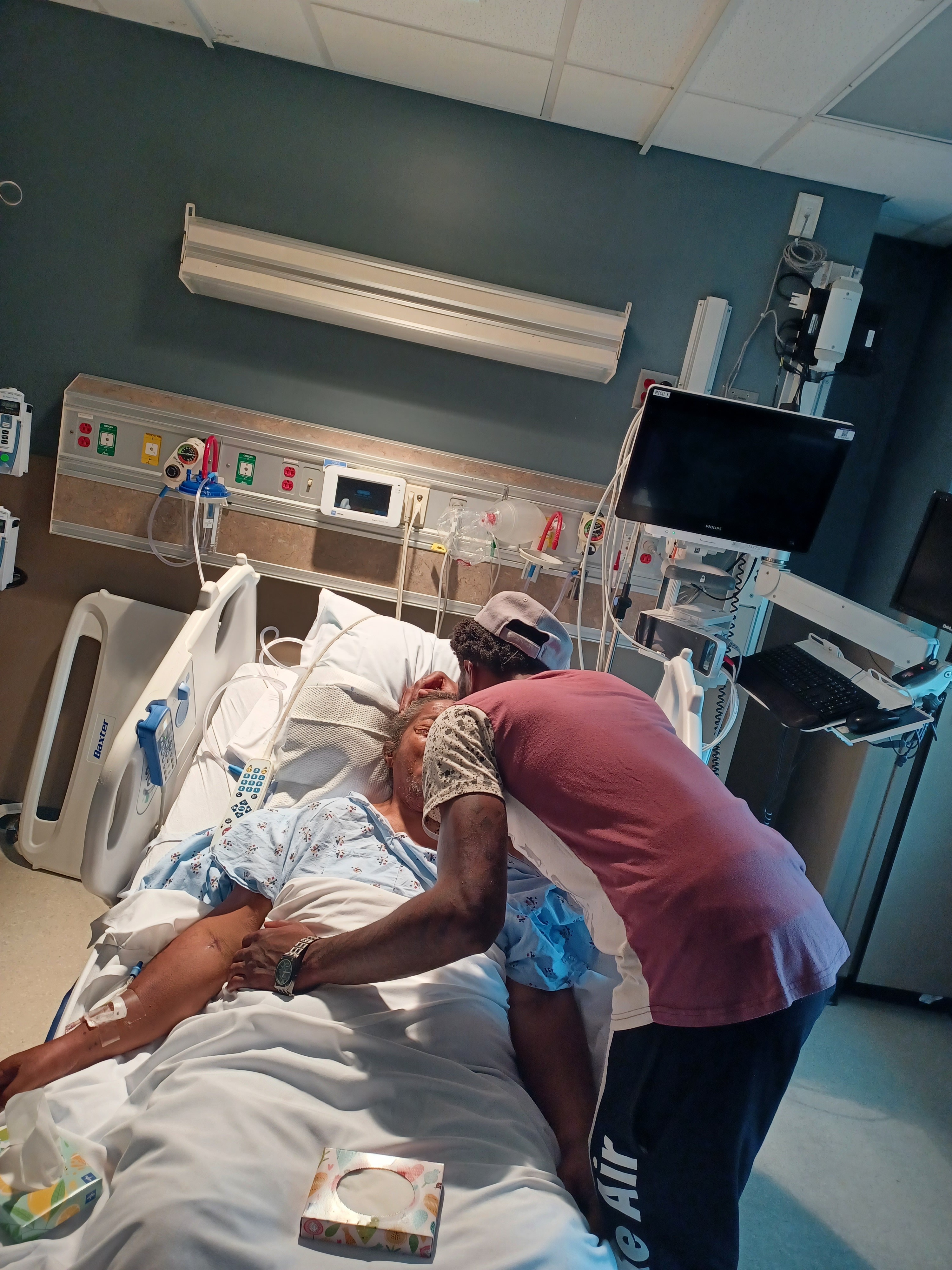 Support for Kequan's Grandmother's Memorial campaign photo, 2 of 6