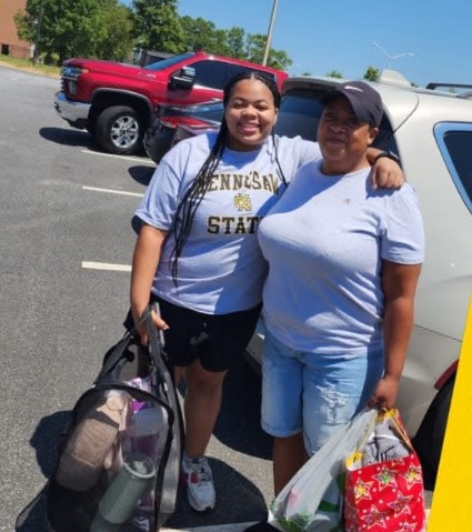 Help Kalani Return to College After Loss of Her Mother campaign photo, 2 of 5
