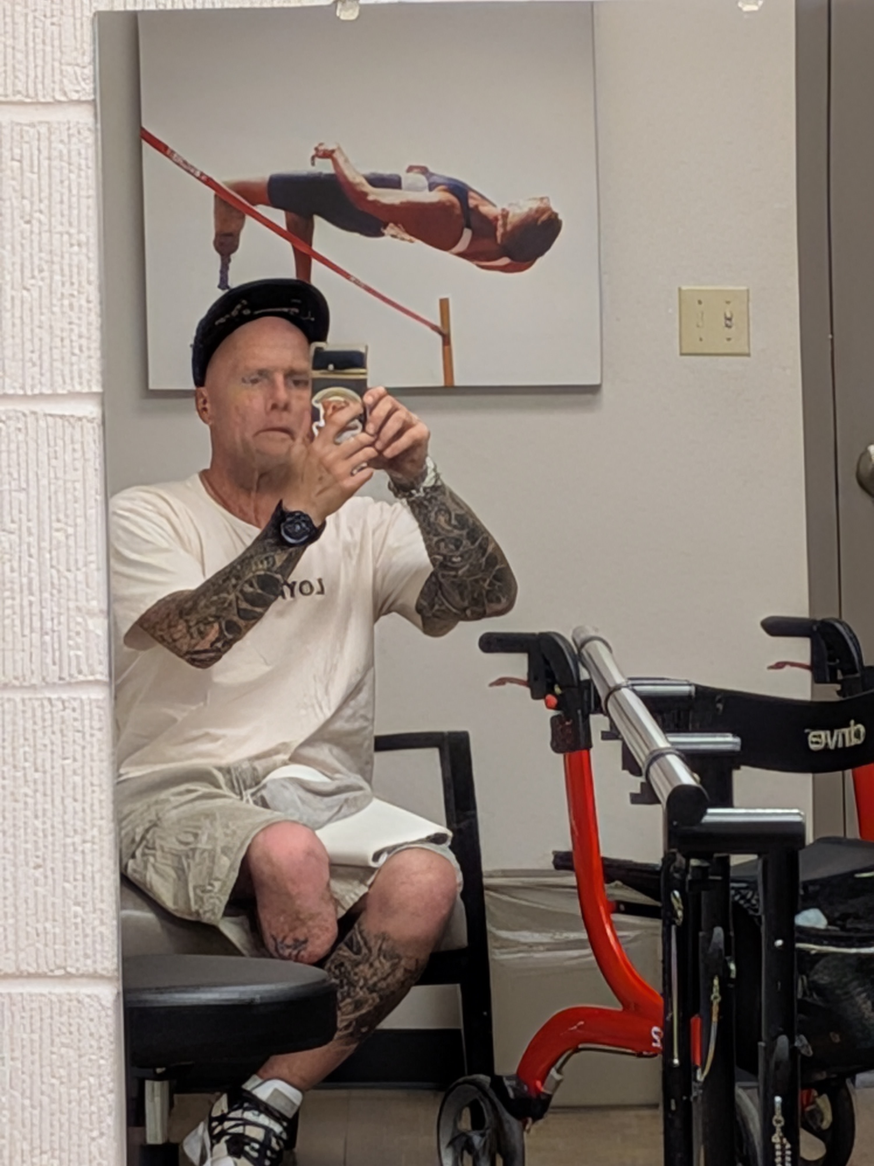Urgent Support for Aaron Gray's Medical and Living Expenses campaign photo, 5 of 8