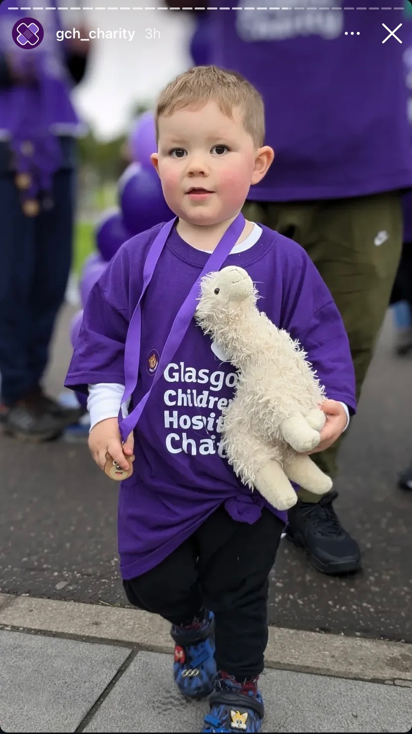 Jaxons Kami Bear Walk campaign photo, 2 of 8
