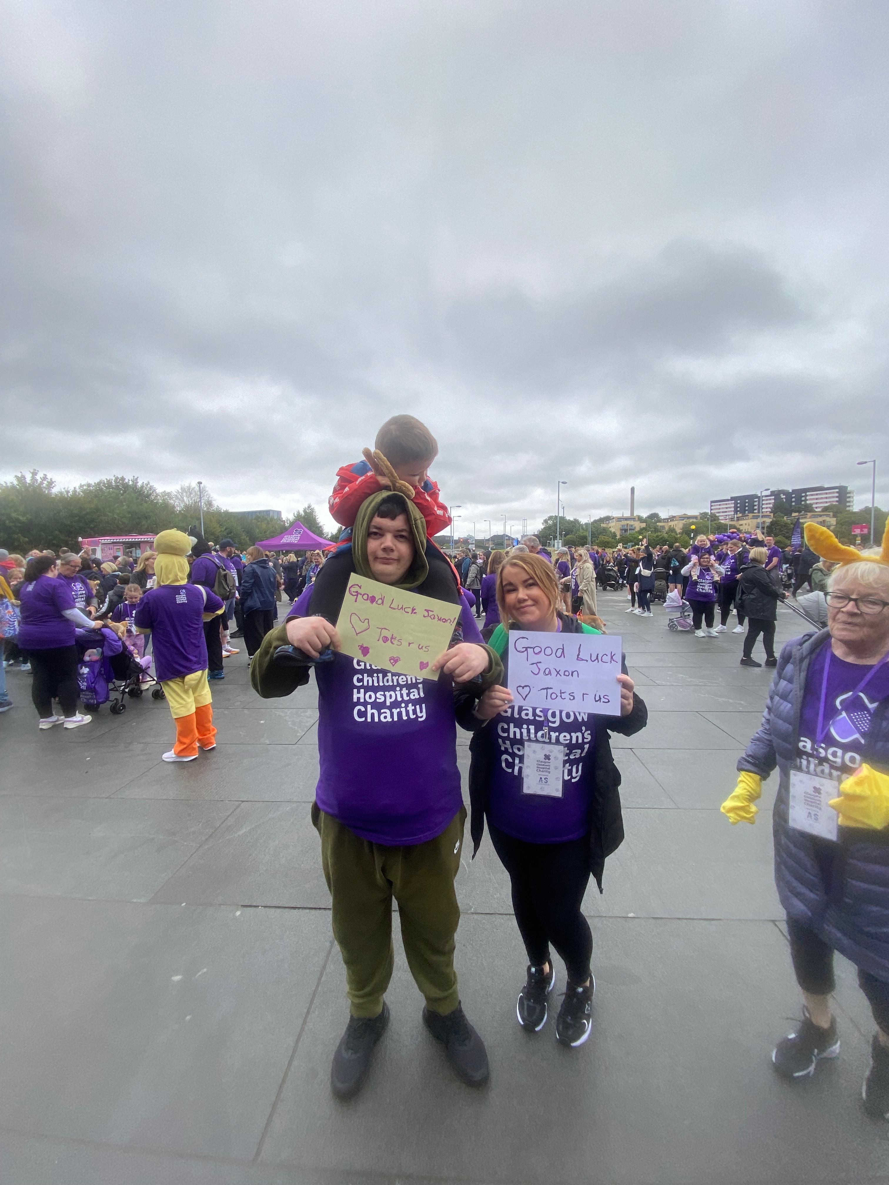 Jaxons Kami Bear Walk campaign photo, 5 of 8