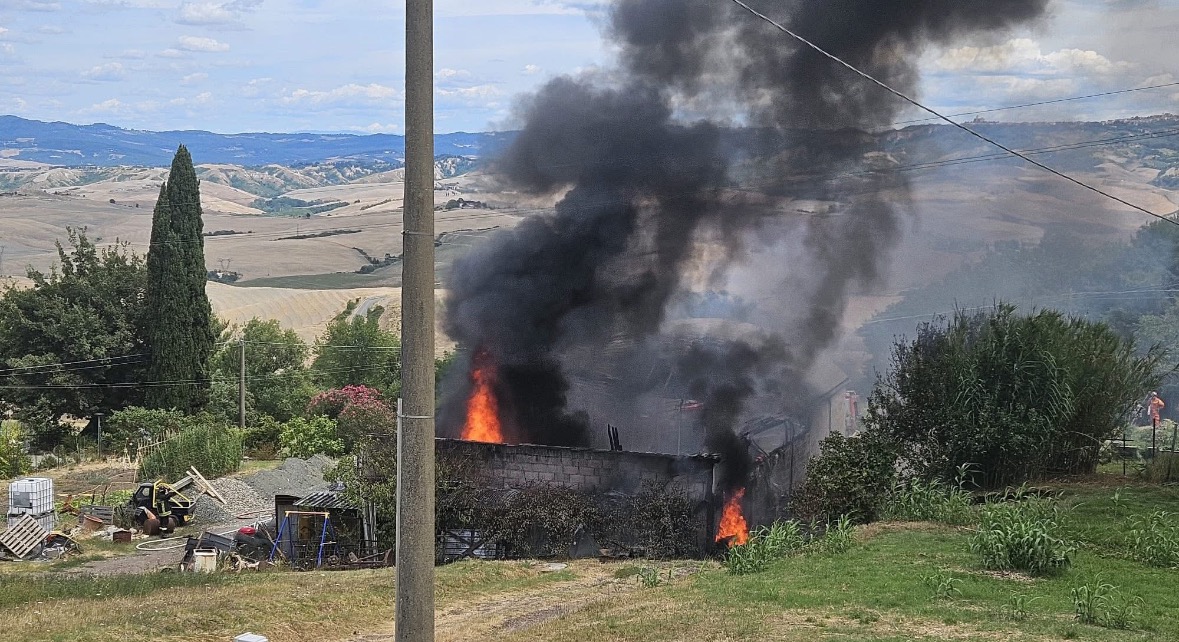 Spendenaufruf: Hilfe nach Brand in Montecatini Val di Cecina campaign photo, 2 of 5