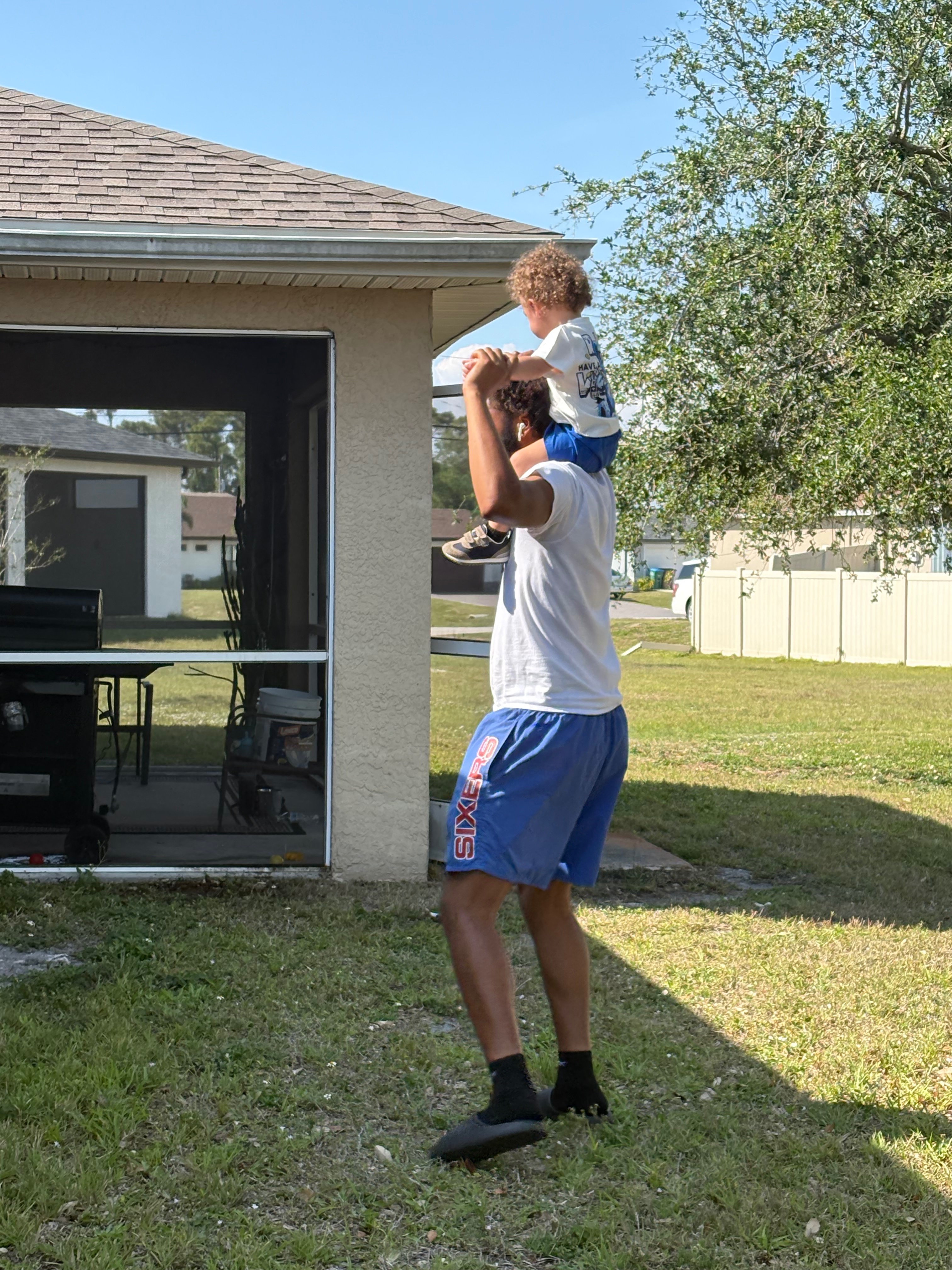 Donate to Carolina's Family for a Fresh Start campaign photo, 5 of 6