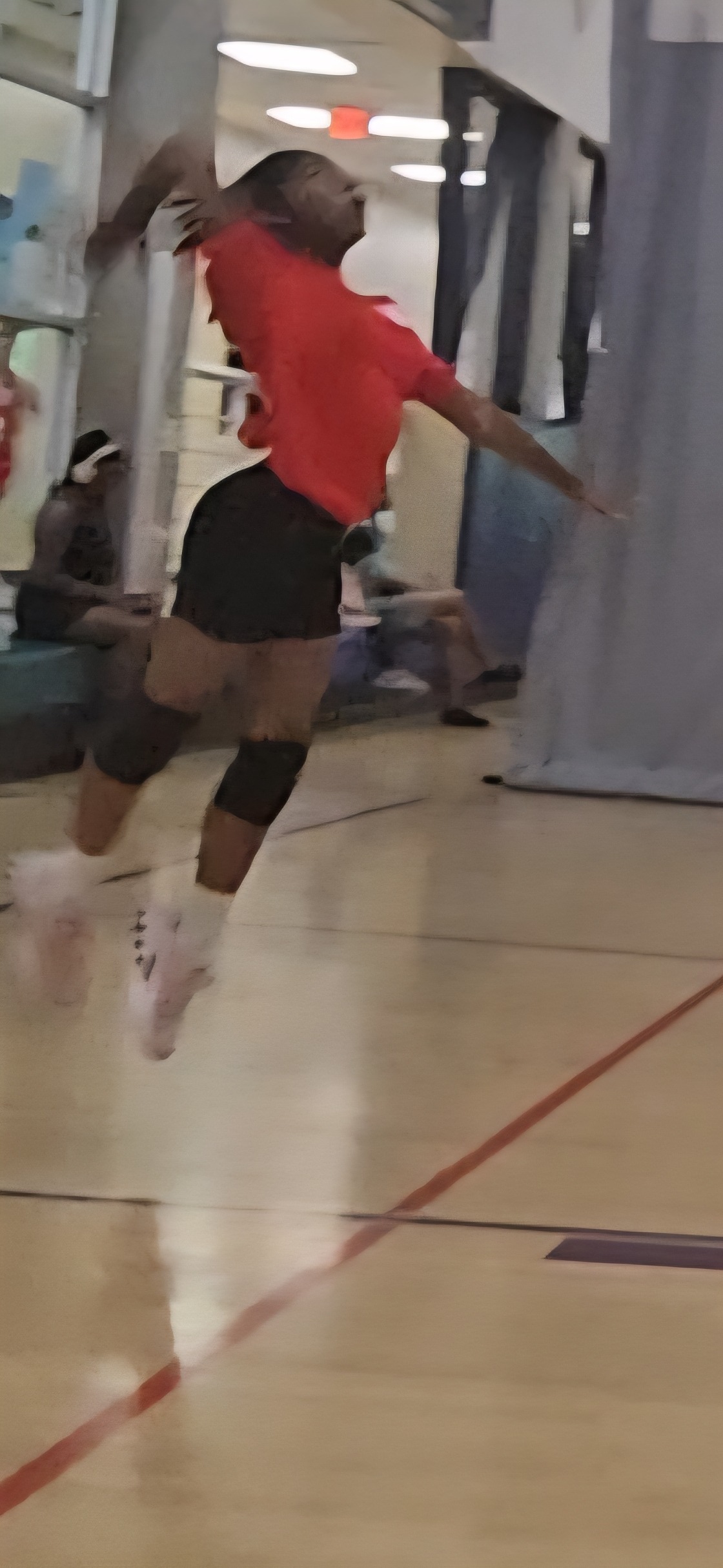 Back a 4.0 GPA Athlete's AAU Expenses campaign photo, 2 of 8