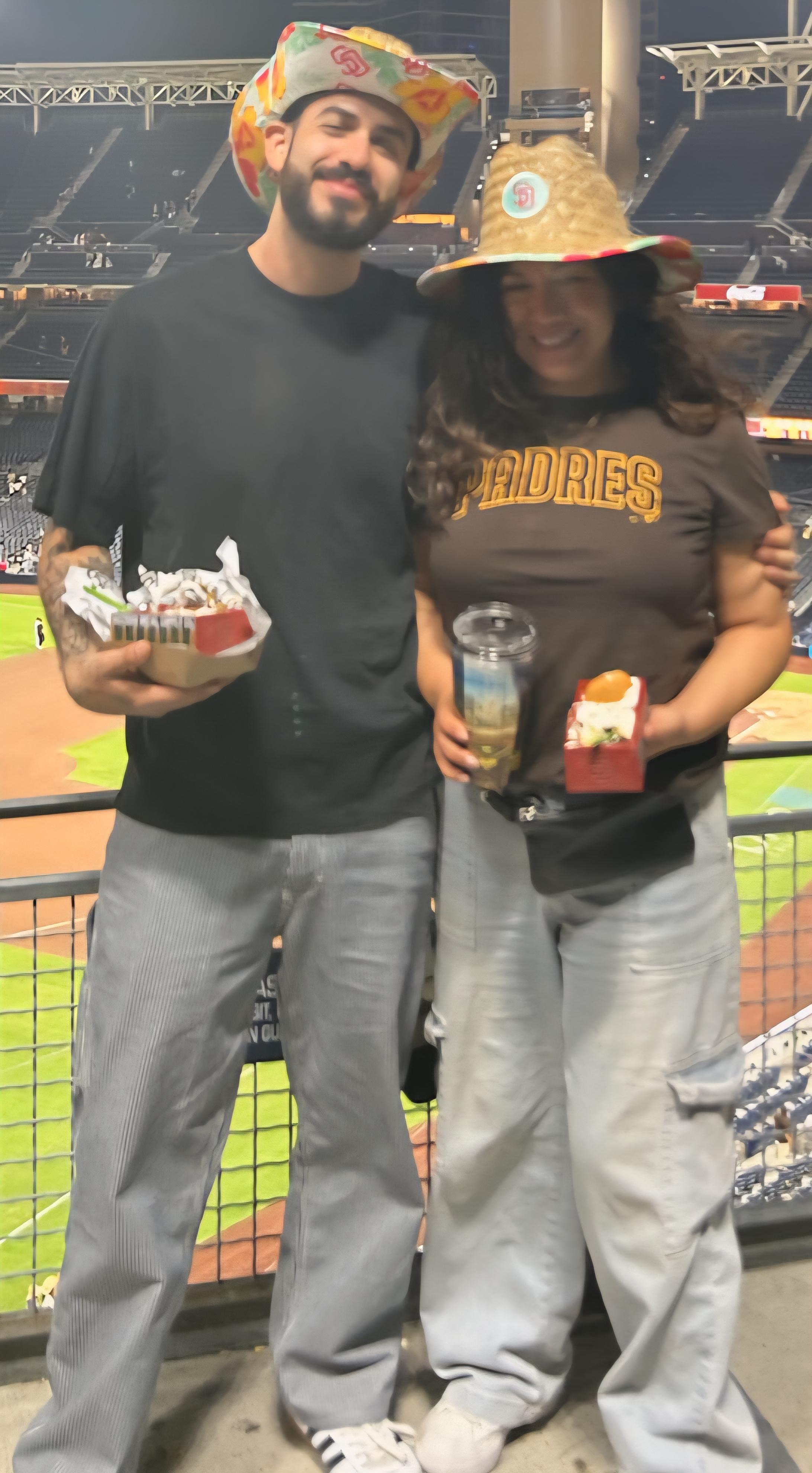 Support Eduardo's Journey for His Mom's Recovery campaign photo, 2 of 5