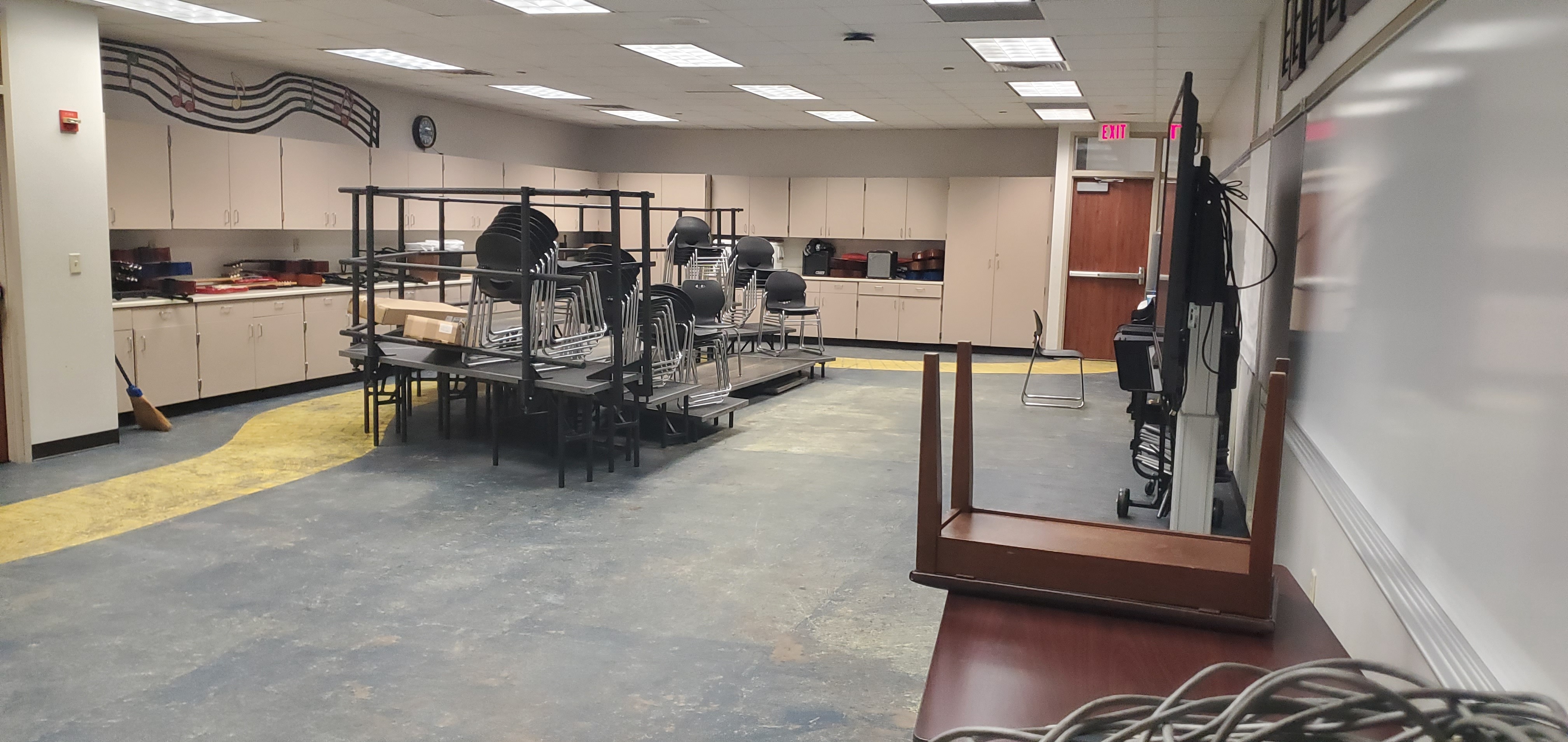 Help Leigh Fernau Transform Choir Room campaign photo, 2 of 4