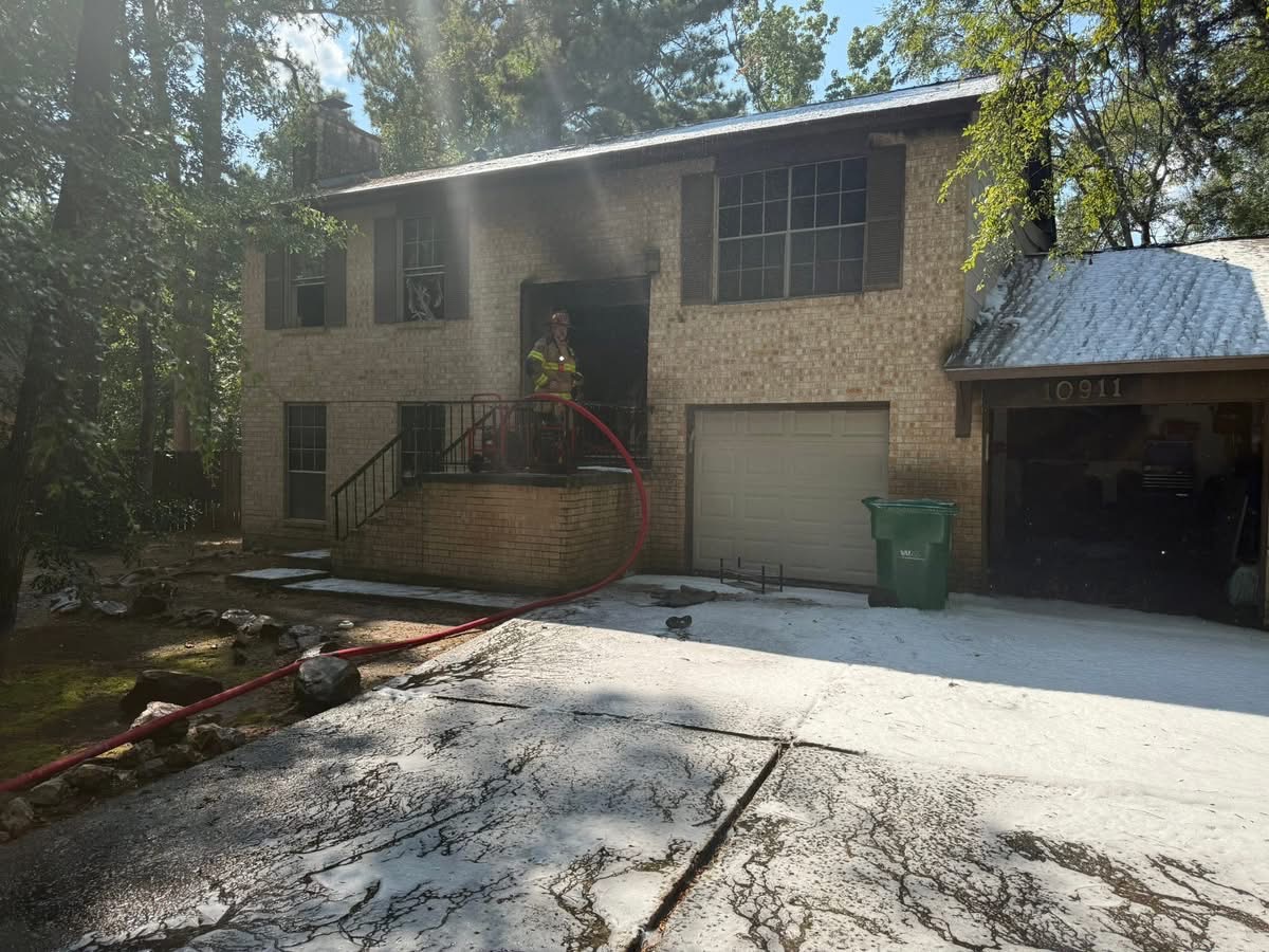 Help me and my family recover from the fire campaign photo, 4 of 7