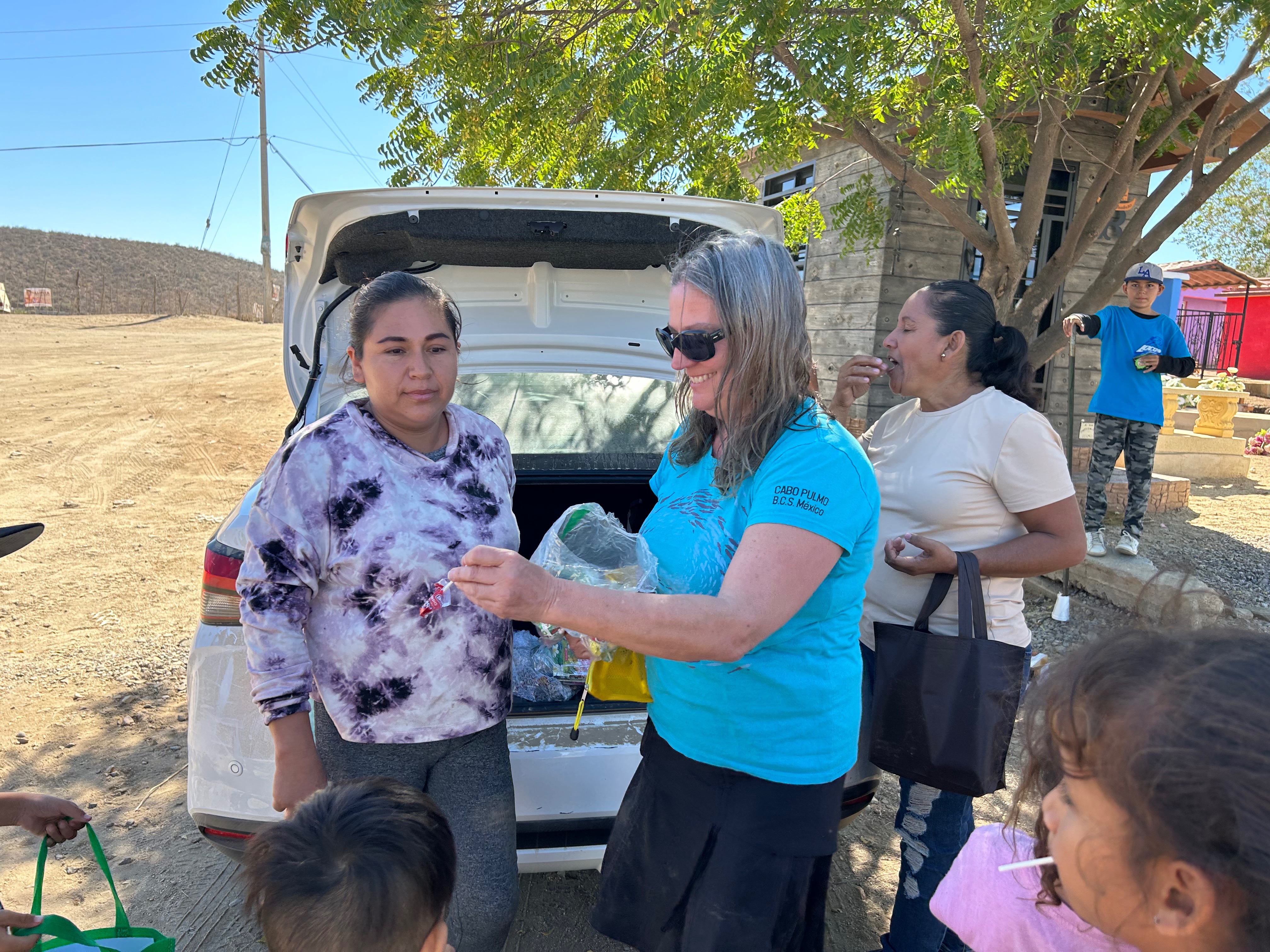 Bringing Art Supplies and Smiles to Kids in Mexico campaign photo, 4 of 7
