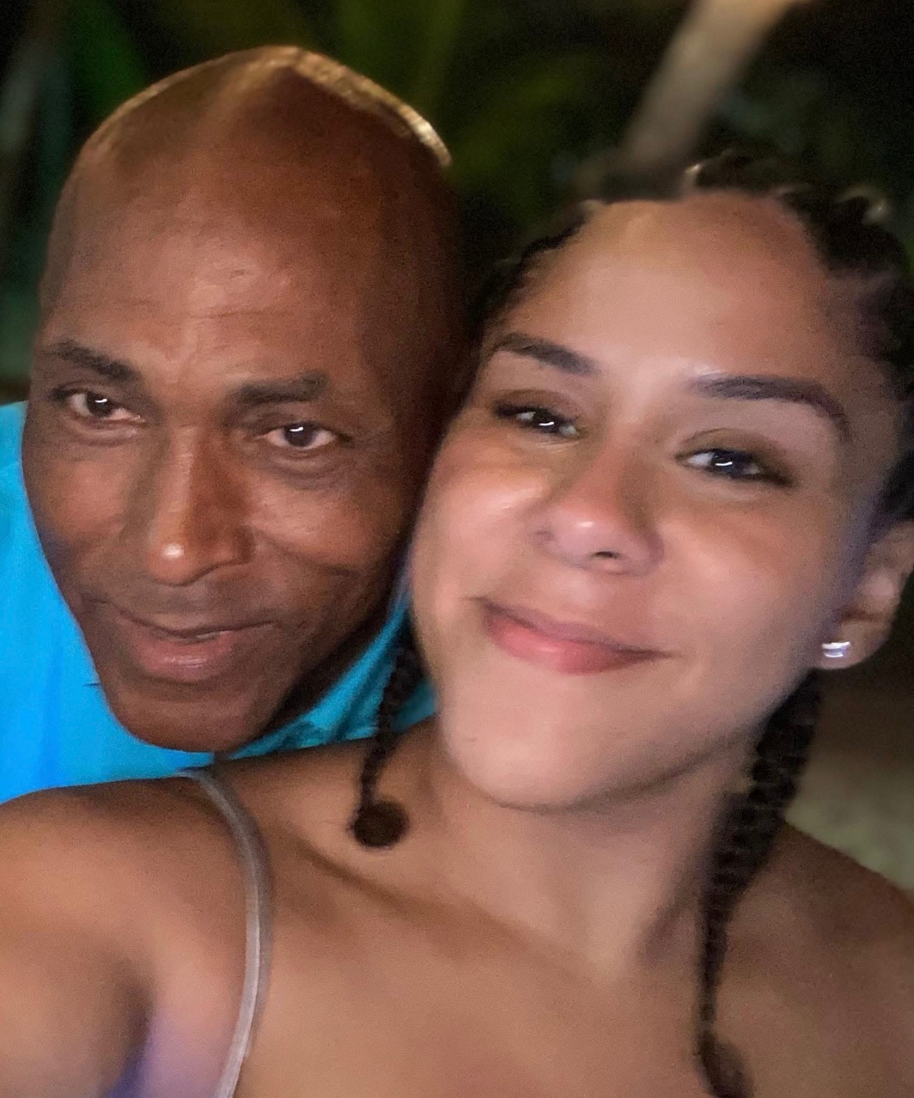 Help Lucinda & Nathalie Save Their Dad's Life campaign photo, 4 of 6