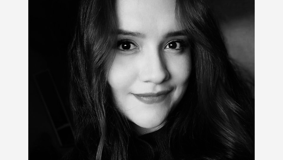 Ayúdame a conseguir una nueva laptop para poderme titular photo