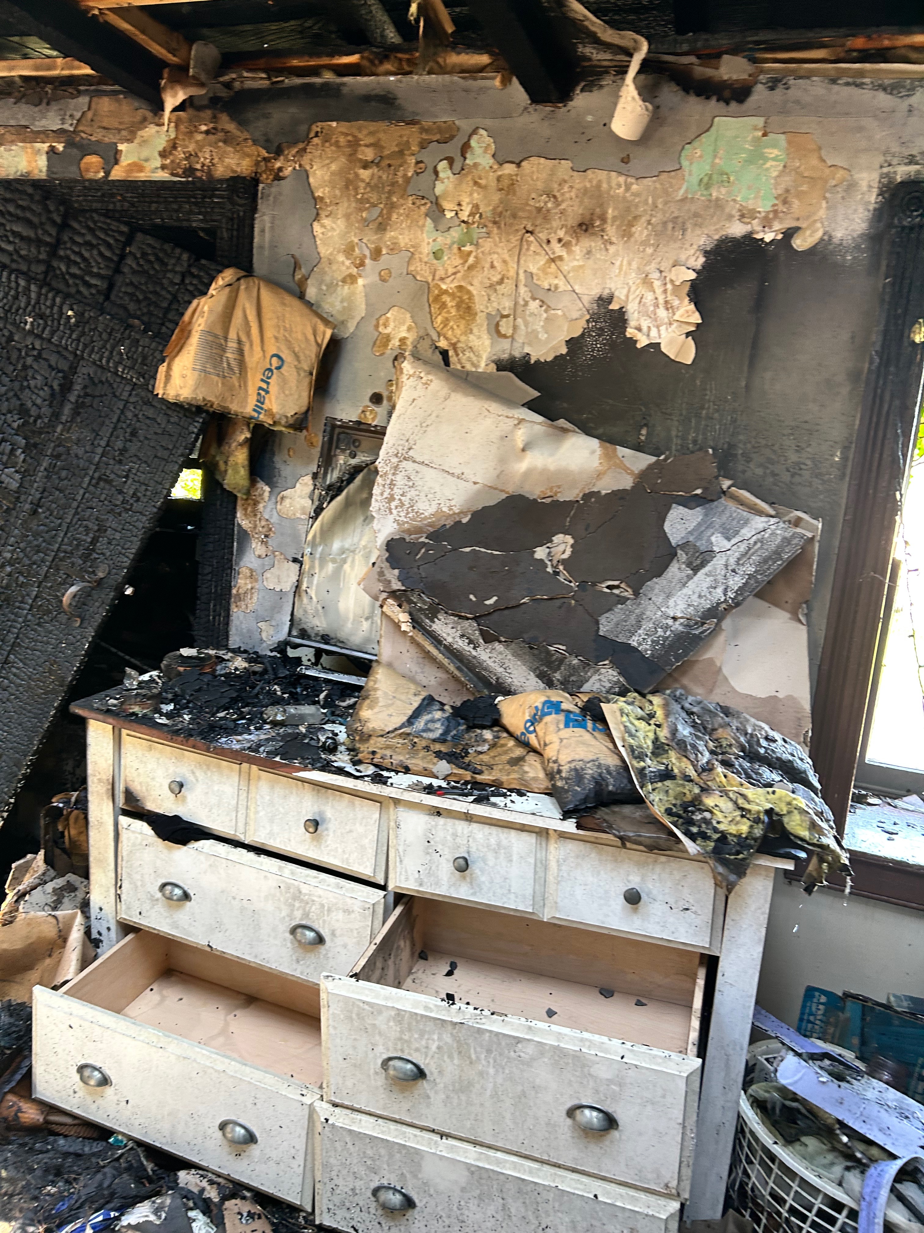 Support Tshyona‘s Family After Devastating Fire campaign photo, 2 of 8