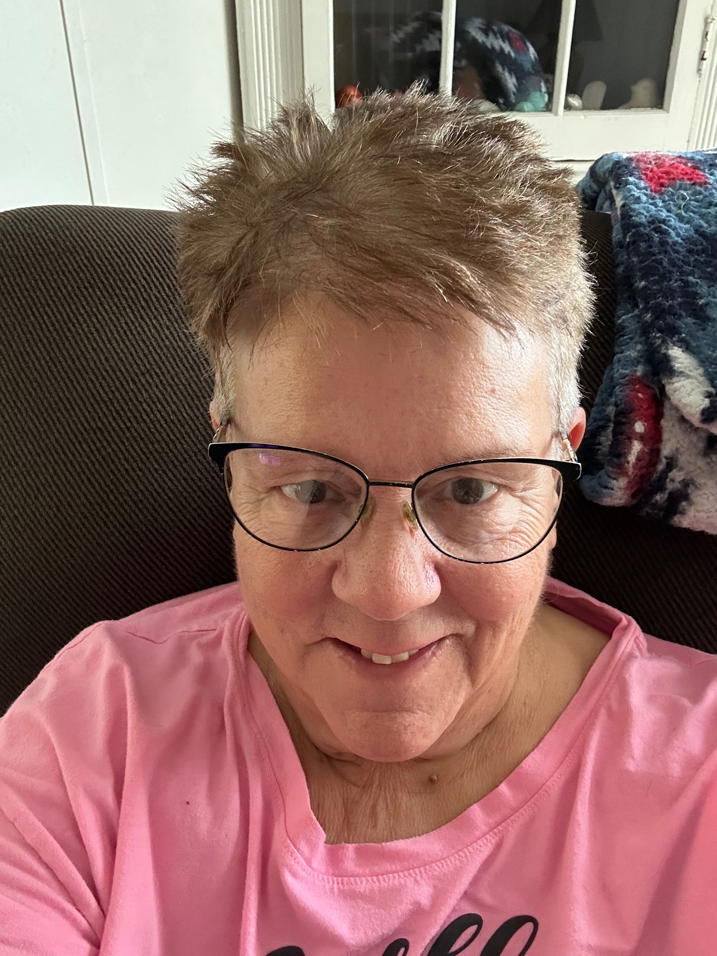Support Mom's Battle Against AML Leukemia campaign photo, 5 of 6
