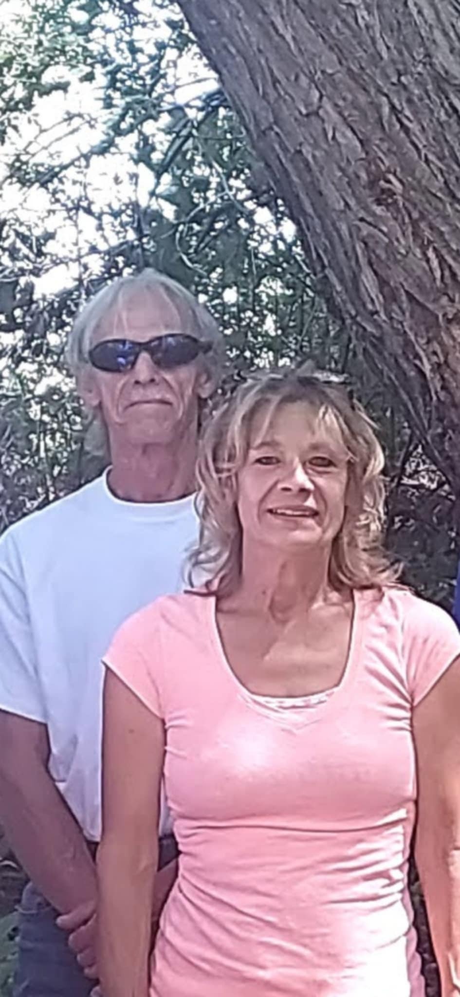 Assist Laurie Thom with Rick Shaver's Memorial campaign photo, 4 of 6