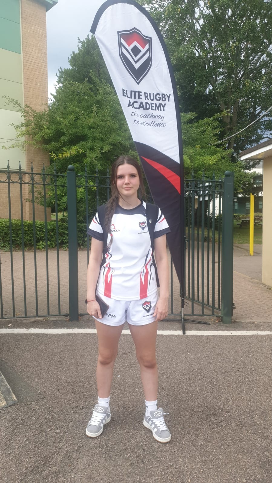 Help Niamh Chase Her Rugby Dream campaign photo, 2 of 4
