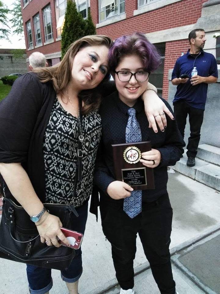 Honor Denise (a mother) with a Beautiful Urn campaign photo, 5 of 8