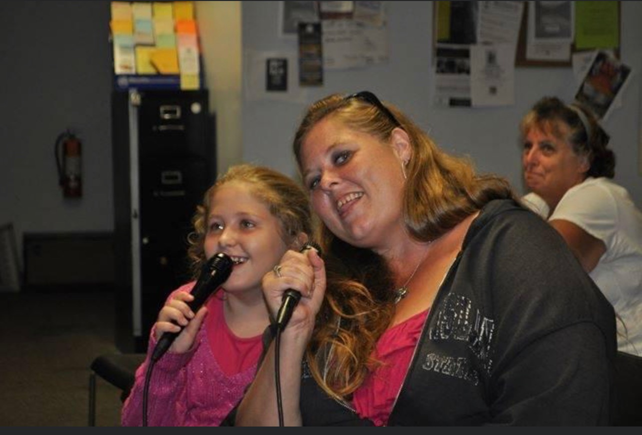 Honor Denise (a mother) with a Beautiful Urn campaign photo, 2 of 8