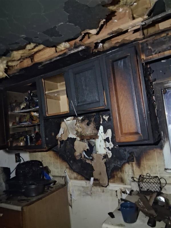Support Ashley and Her Boy After House Fire campaign photo, 2 of 7