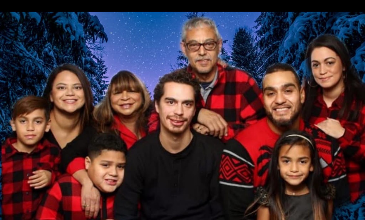 Let’s show Hilton the love he always show us campaign photo, 7 of 8