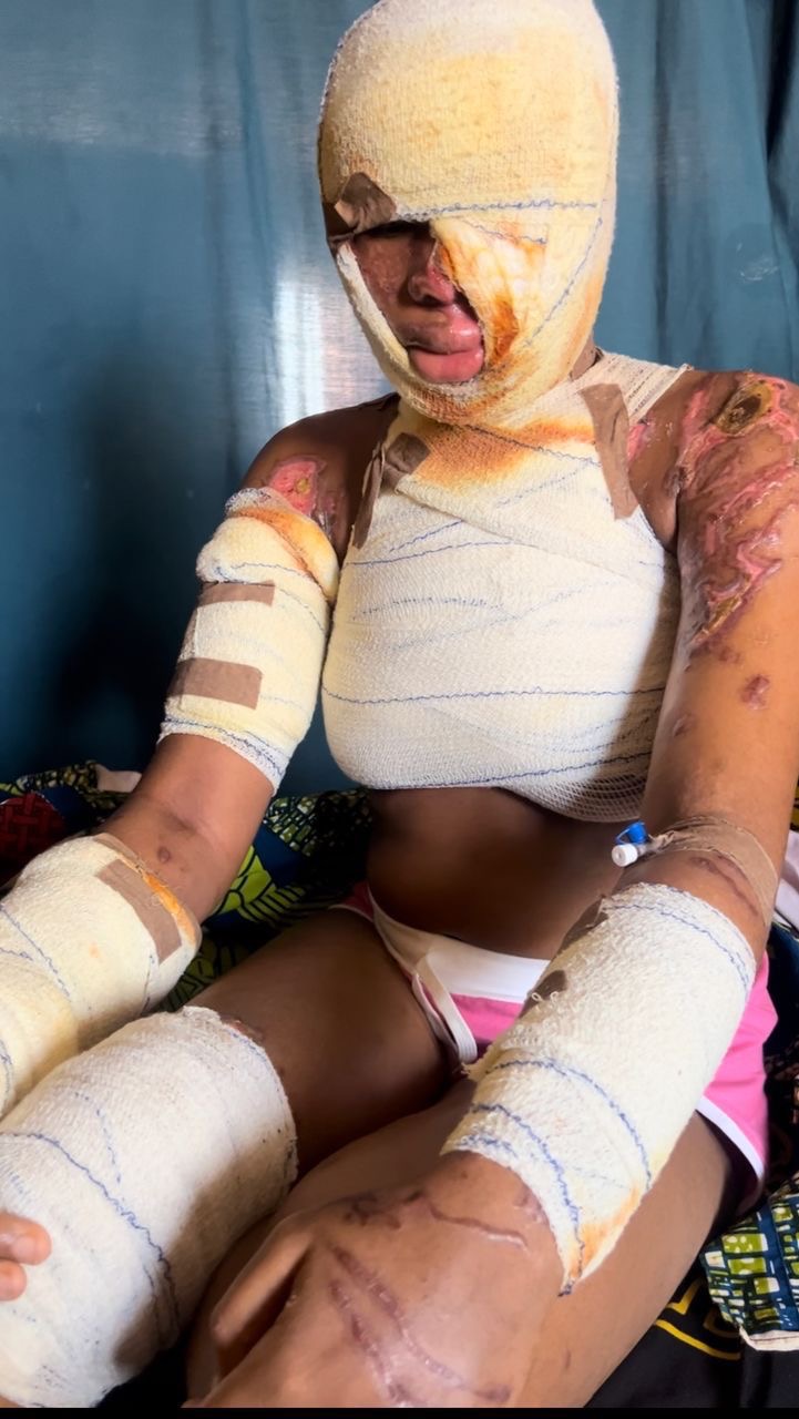 Please Help Amirah survive campaign photo, 4 of 5