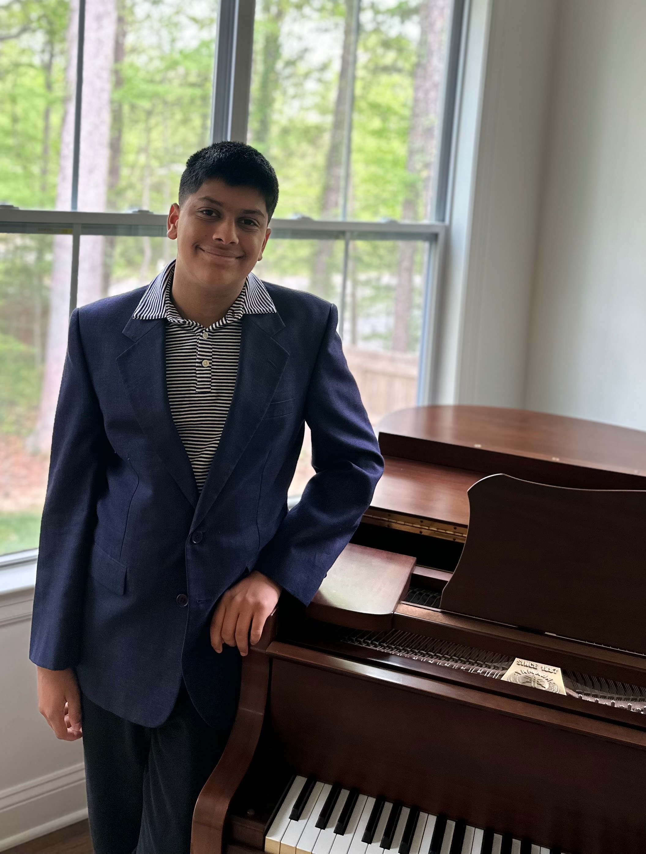 Help Fund Dar's Purchase of an Upright Piano campaign photo, 4 of 5