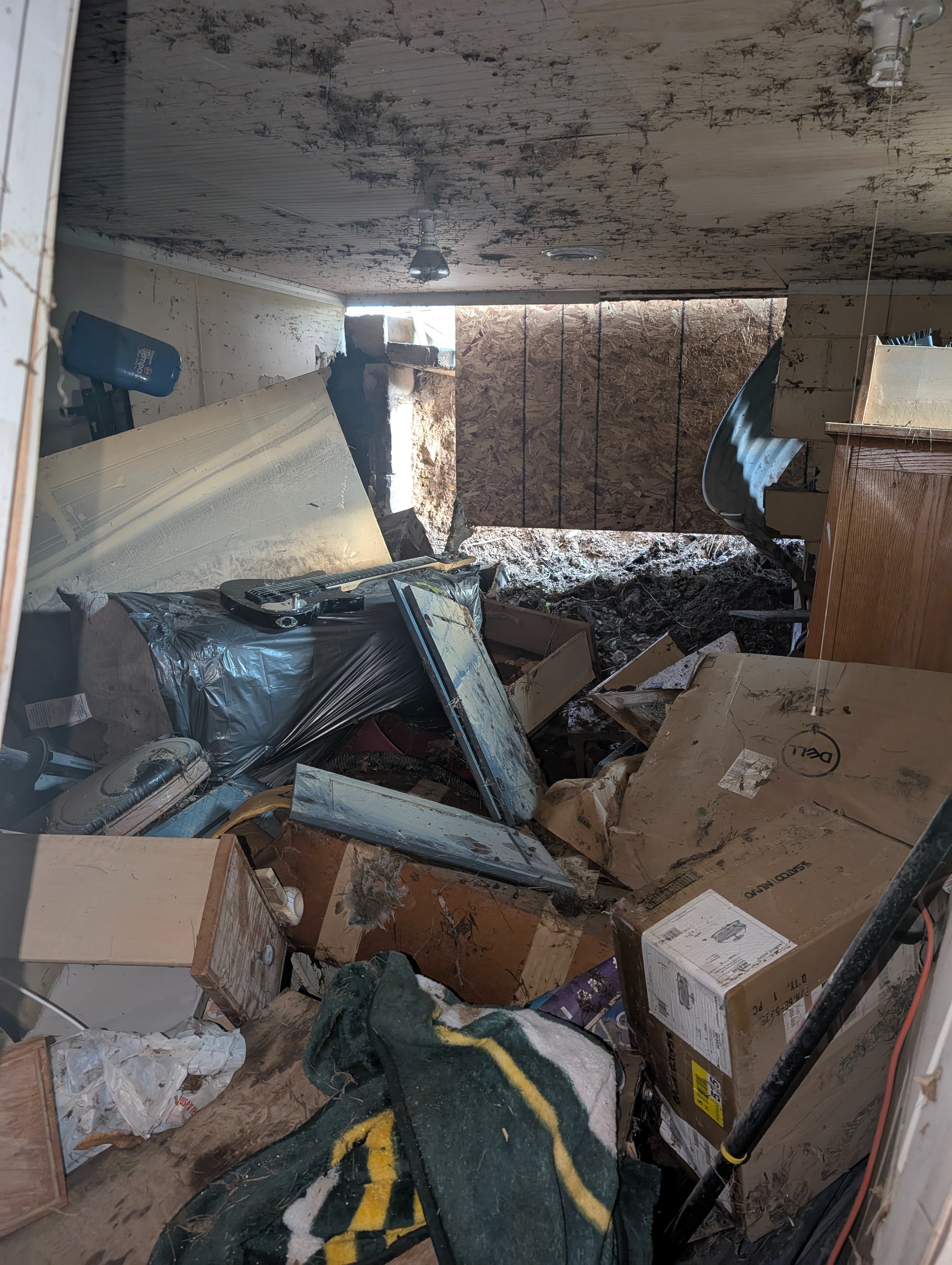 Help Milwaukee Family Rebuild Post Historic Storm campaign photo, 5 of 8