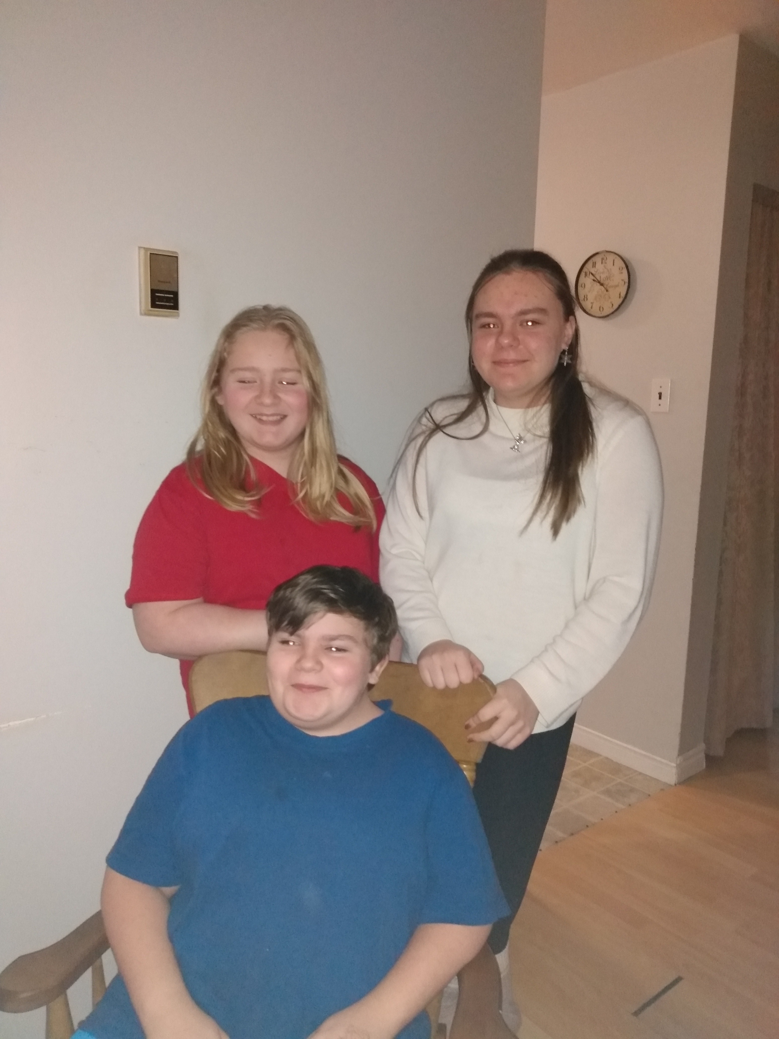Fundraiser for Gloria Gillis and Family amid medical crisi campaign photo, 2 of 5