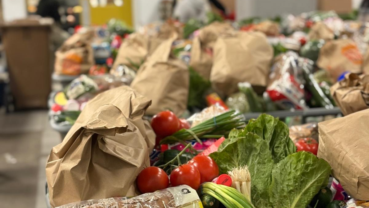 Soutenez plus de 1000 familles en période difficile.