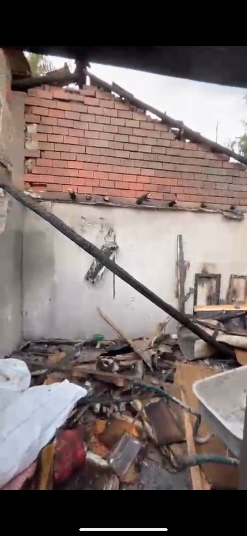 Brandunfall - Das Haus von meinen Großeltern in Mazedonien campaign photo, 2 of 8