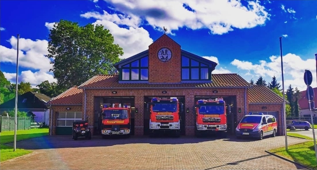 Defibrilator für unsere Freiwillige Feuerwehr in Stotel campaign photo, 2 of 3