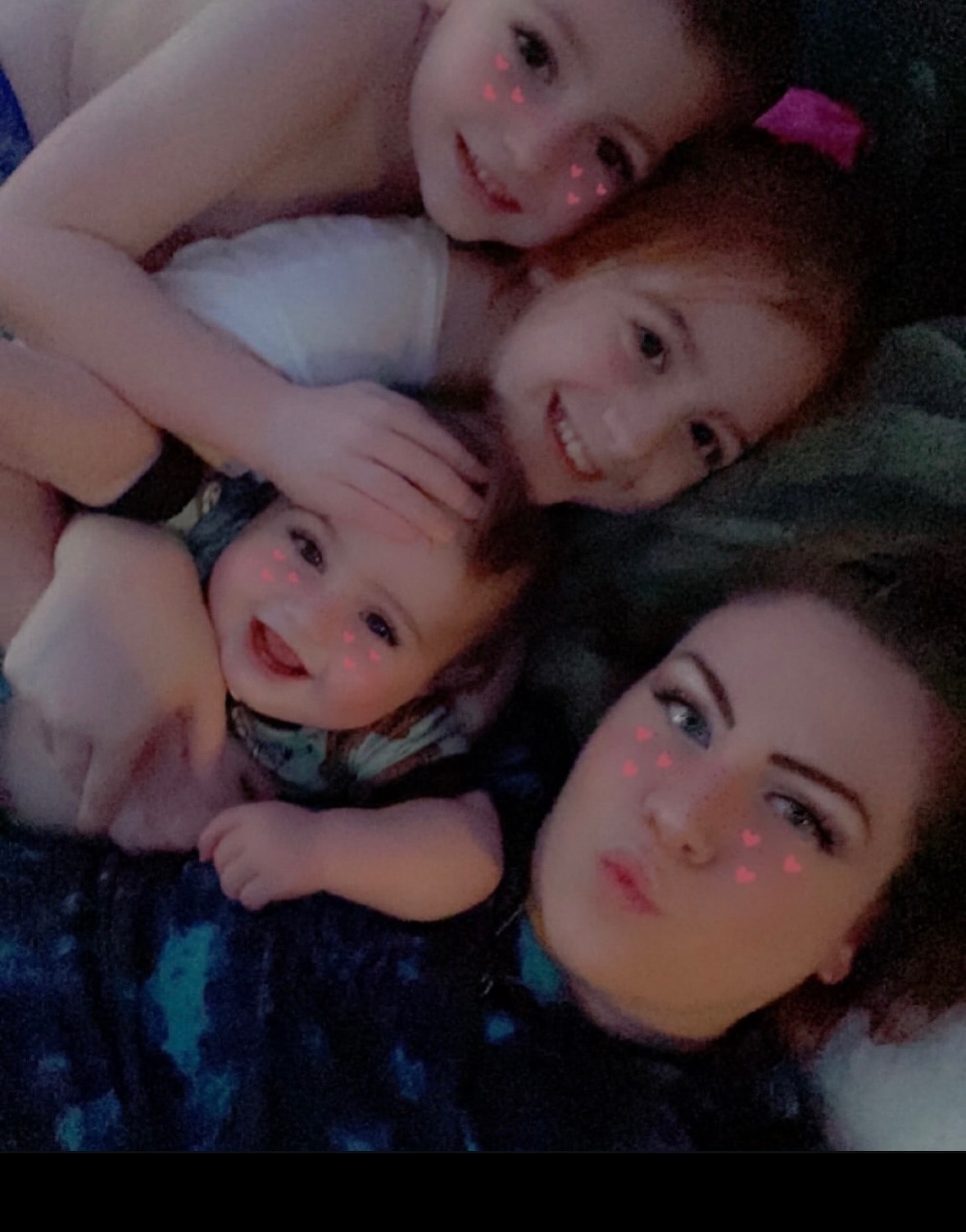Help Nicole's Family Catch Up on Bills campaign photo, 2 of 6