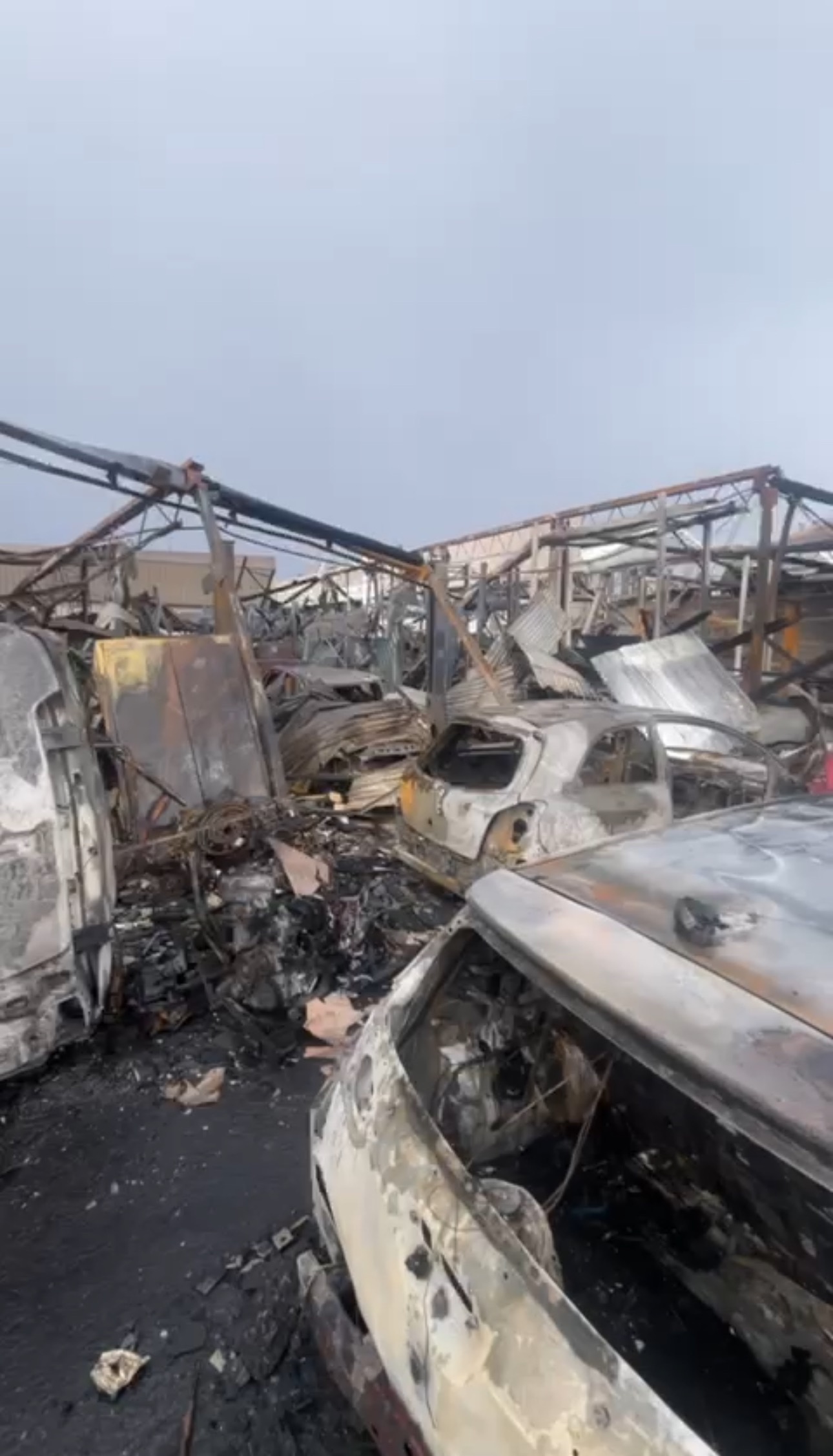 FAMILY BUSINESS DESTROYED AND BATTLING STAGE 4 CANCER campaign photo, 4 of 8