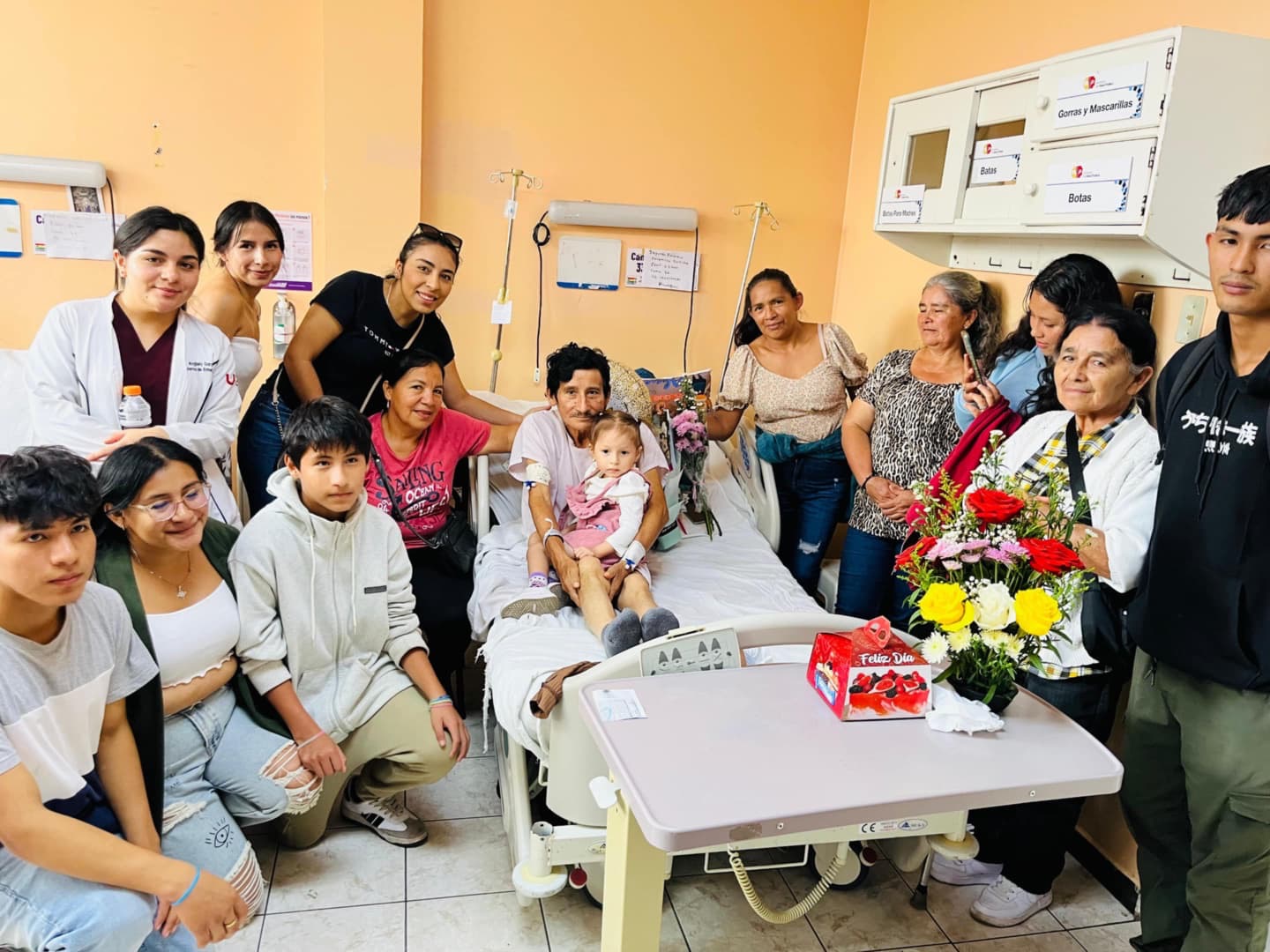Support Segundo Florencia Jaramillo's Cancer Battle campaign photo, 2 of 5