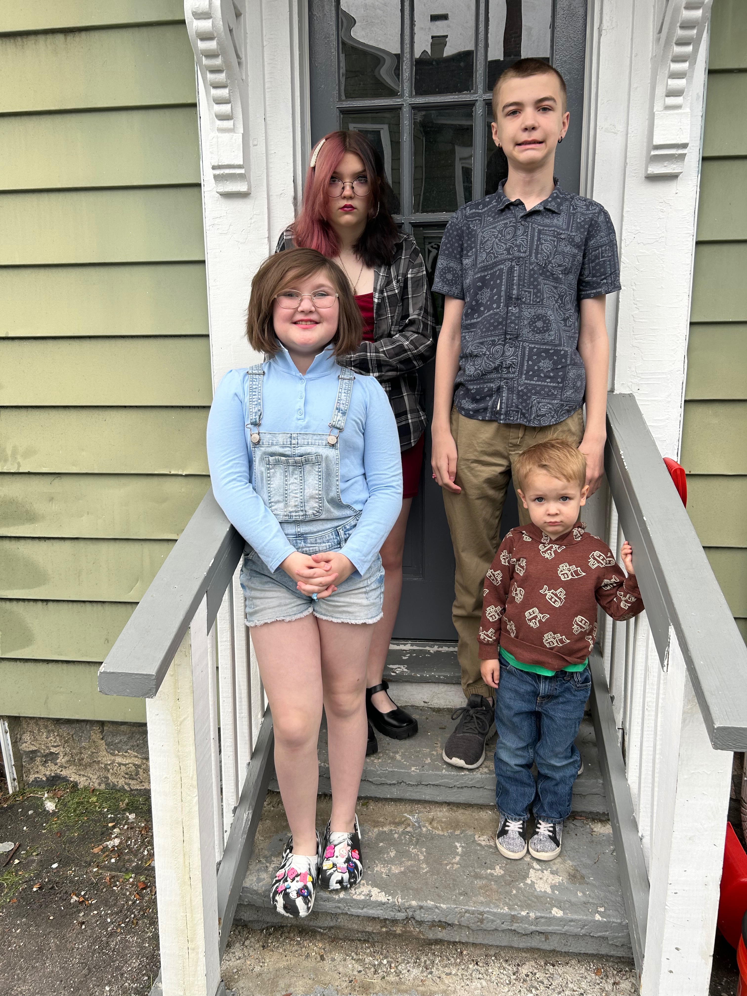 Consider Donating to Help Jen and her Family campaign photo, 2 of 7