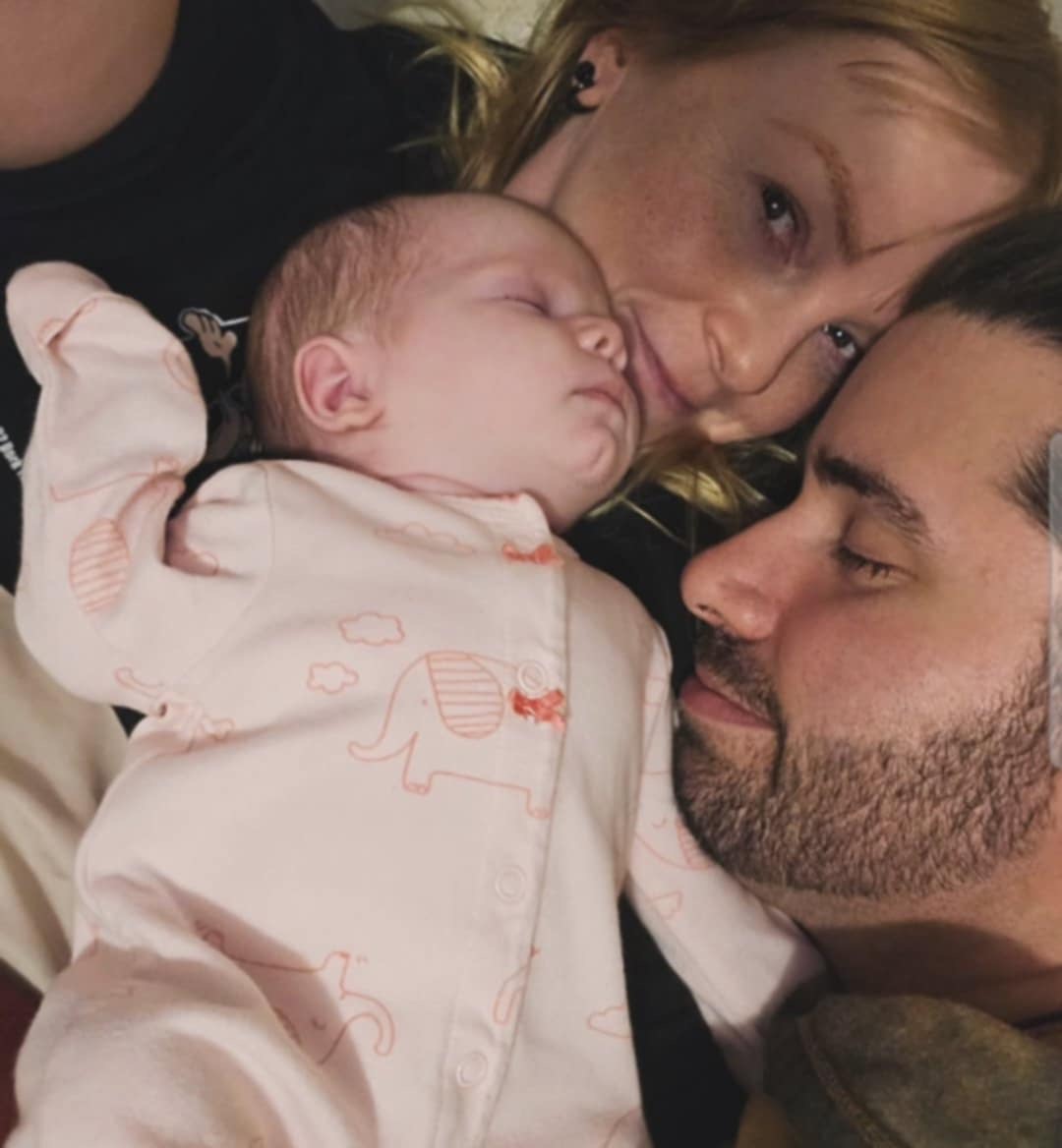 Support for April, Cody & Baby Autumn campaign photo, 2 of 7