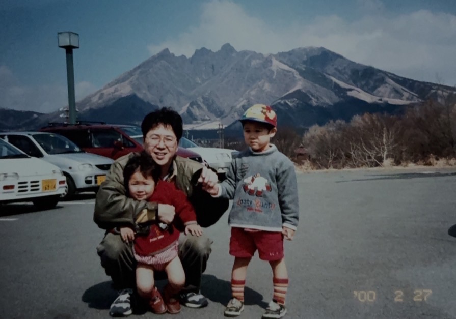 Supporting Momo's Lee Strasberg Dream During Family Hardship campaign photo, 4 of 8