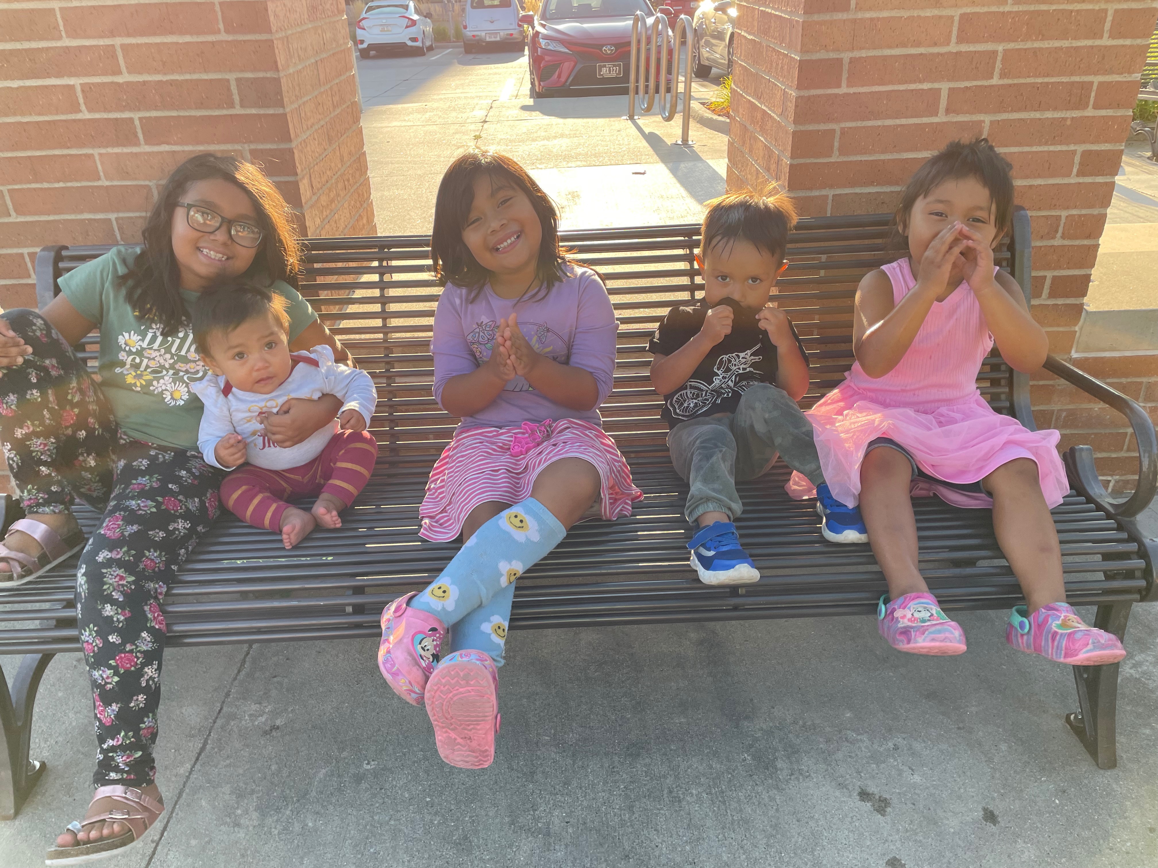Family of six needing a little help. campaign photo, 2 of 4