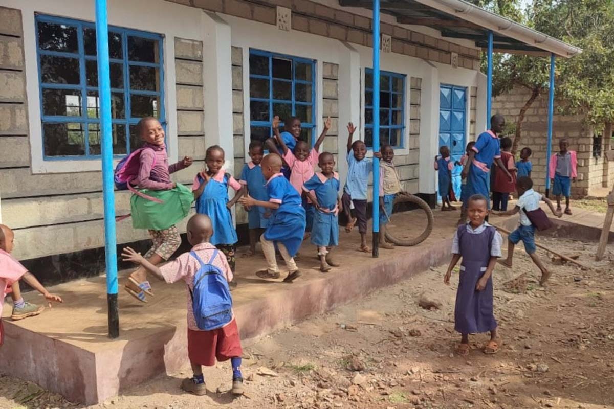 Help us to raise funds for school classrooms in Kenya campaign photo, 5 of 6