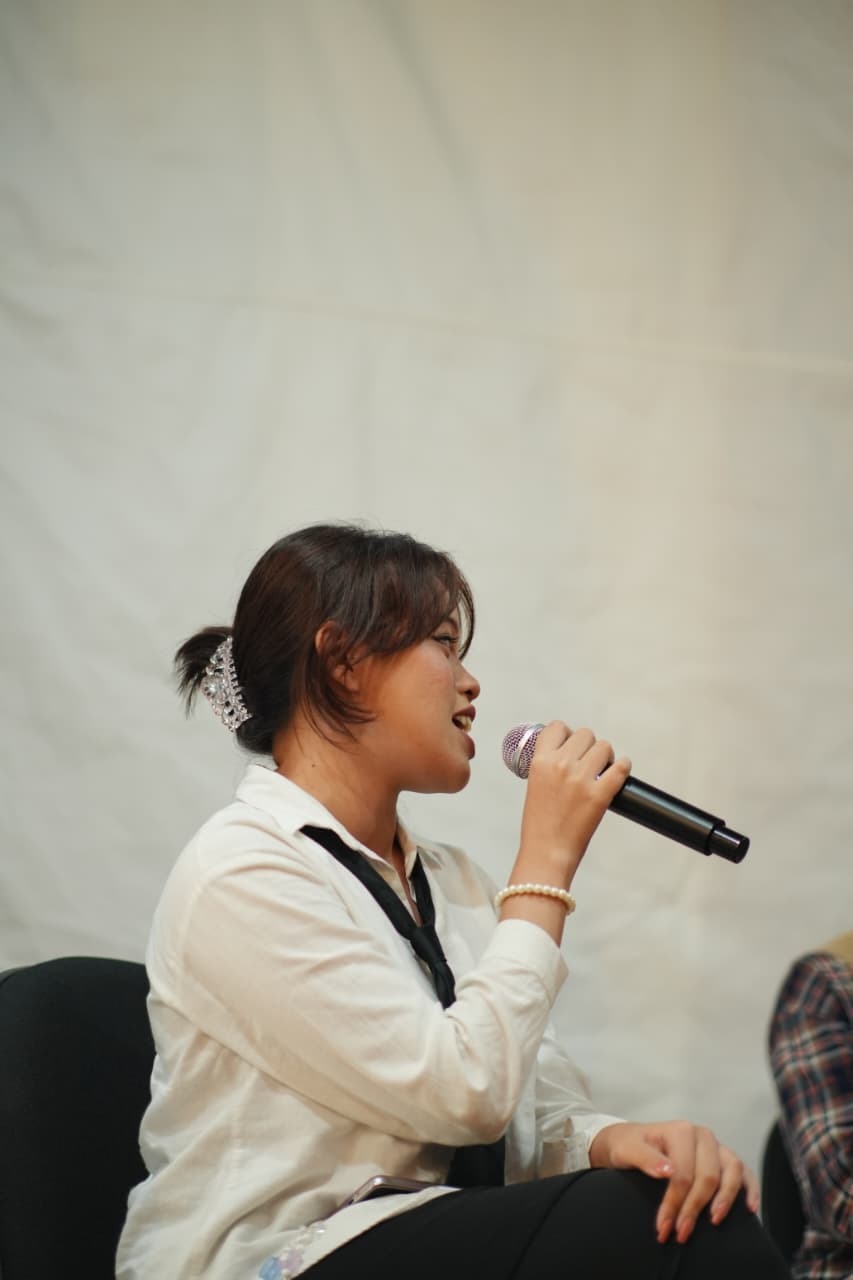 URGENT: Help Sabrina Finish Her Film Degree in Indonesia campaign photo, 2 of 7