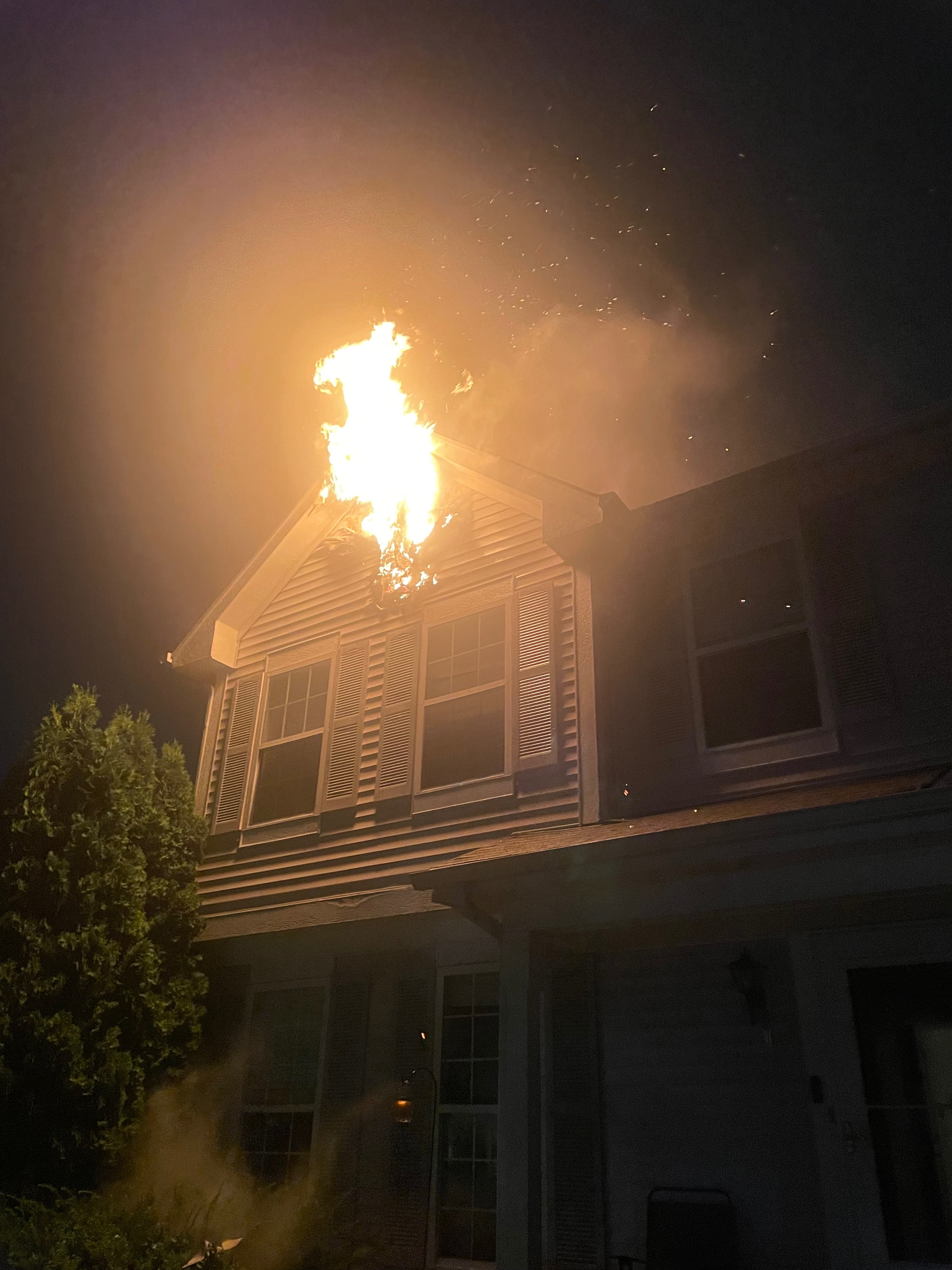 Harnett family house fire - Rebekah, Greg, Jackson & Hailey campaign photo, 6 of 7