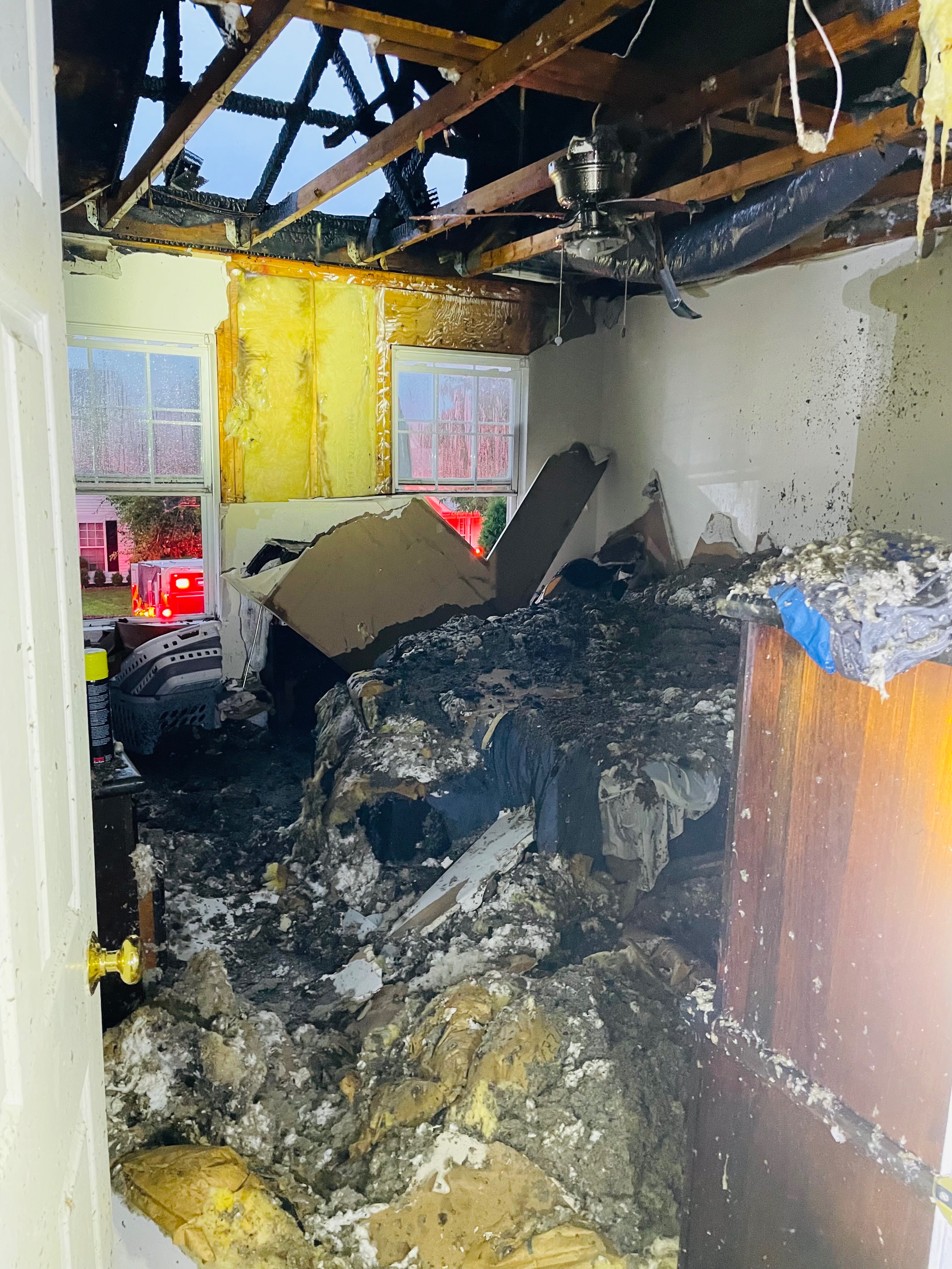 Harnett family house fire - Rebekah, Greg, Jackson & Hailey campaign photo, 4 of 7