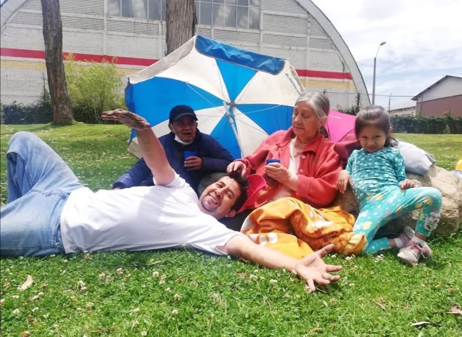 Support Iván's Critical Surgery Fund campaign photo, 2 of 7