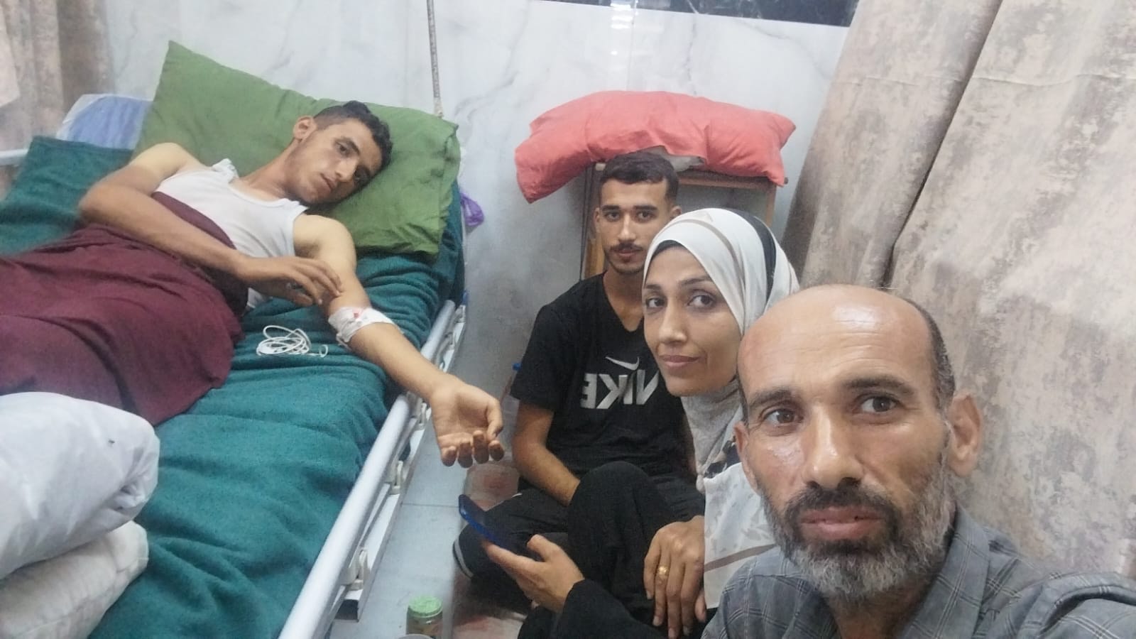 Help Samah and Her Family Evacuate Gaza! campaign photo, 2 of 8