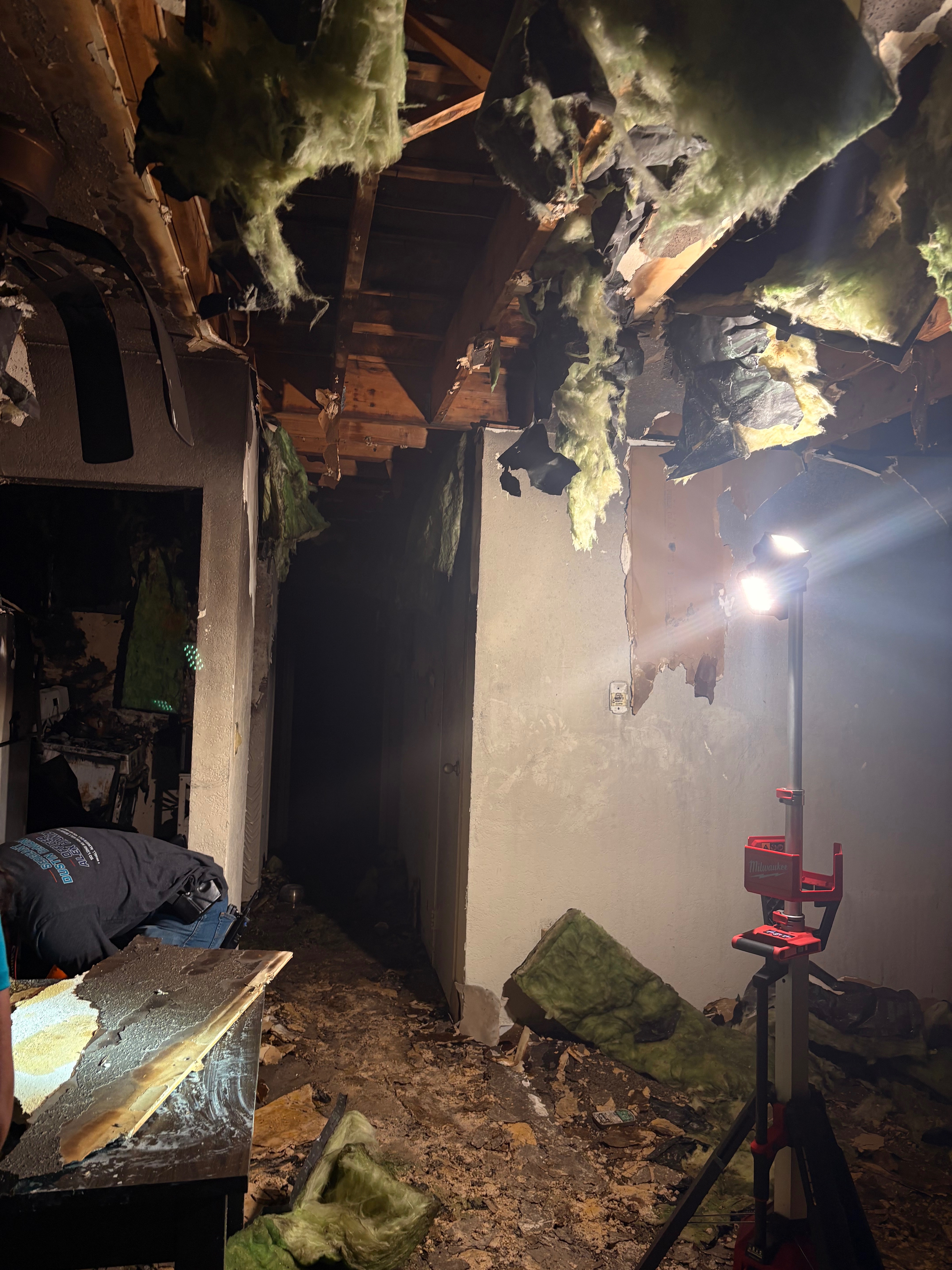 Help Mariana and Mom Rebuild After Fire campaign photo, 6 of 8