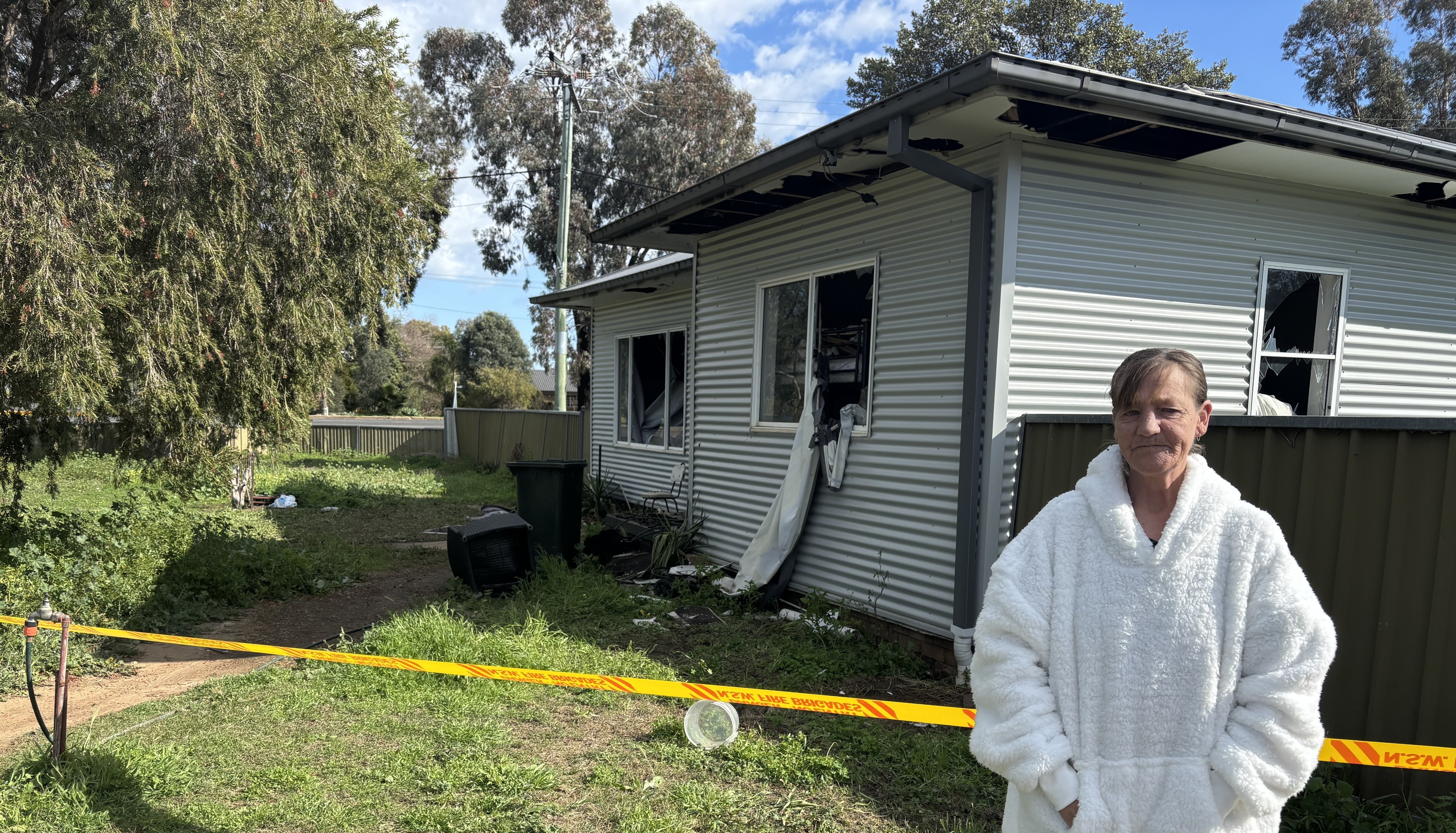 Help Rose & family after losing everything in house fire campaign photo, 4 of 6