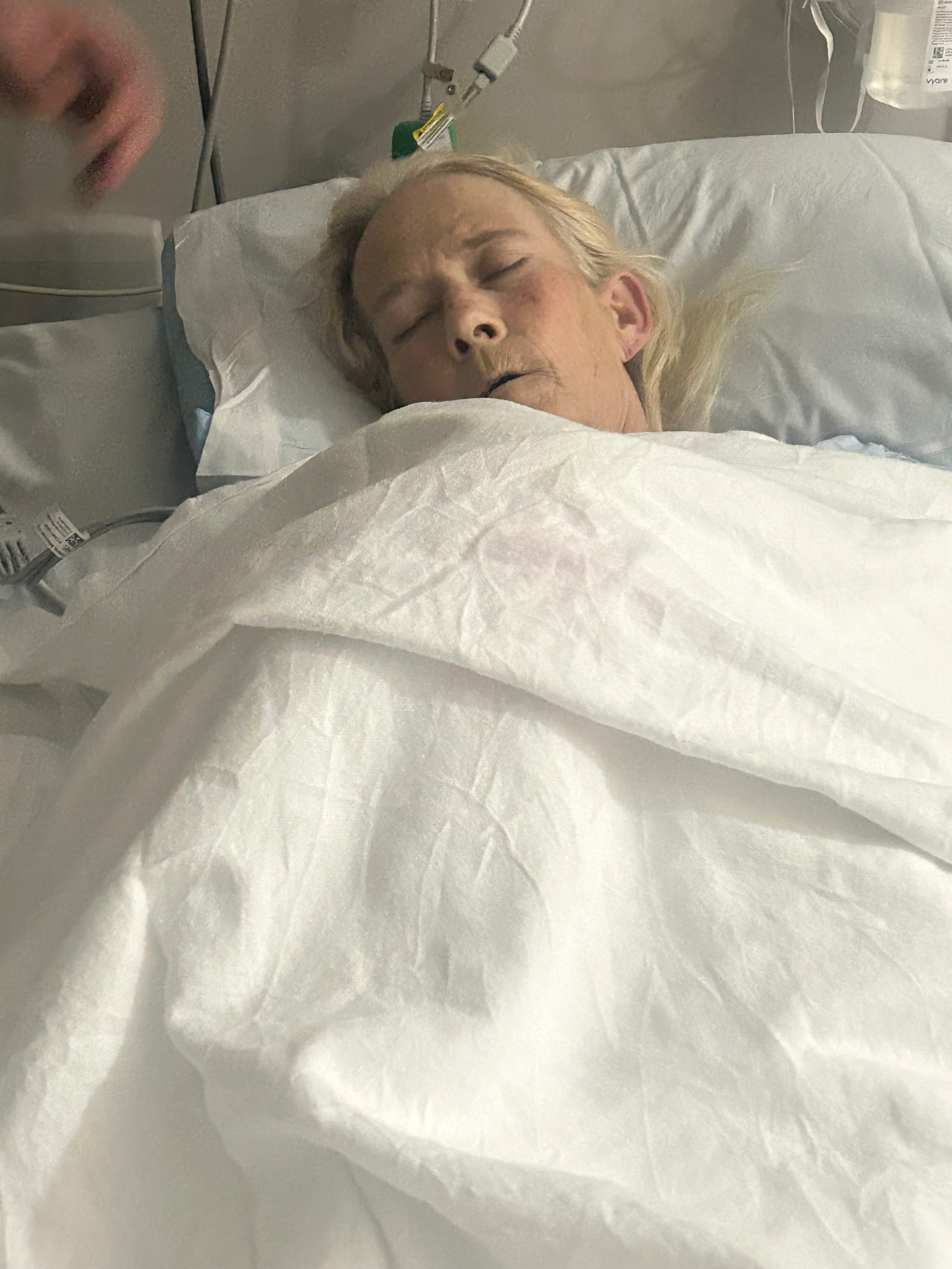 Support Vickie's Funeral and Burial campaign photo, 2 of 4