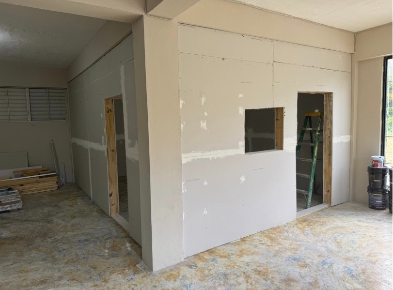 Help Us Build Génesis 94.3 FM in Vieques,PR. campaign photo, 6 of 8