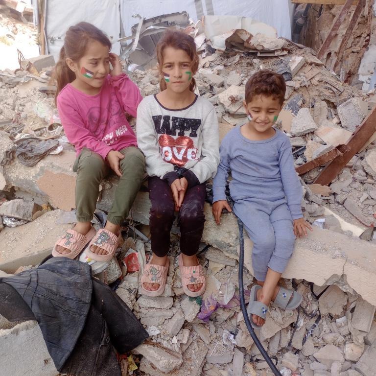 Help Ali and his family to survive in Gaza. campaign photo, 7 of 8
